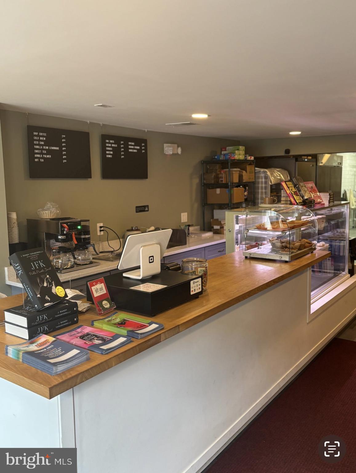 WEST CHESTER - Commercial Lease