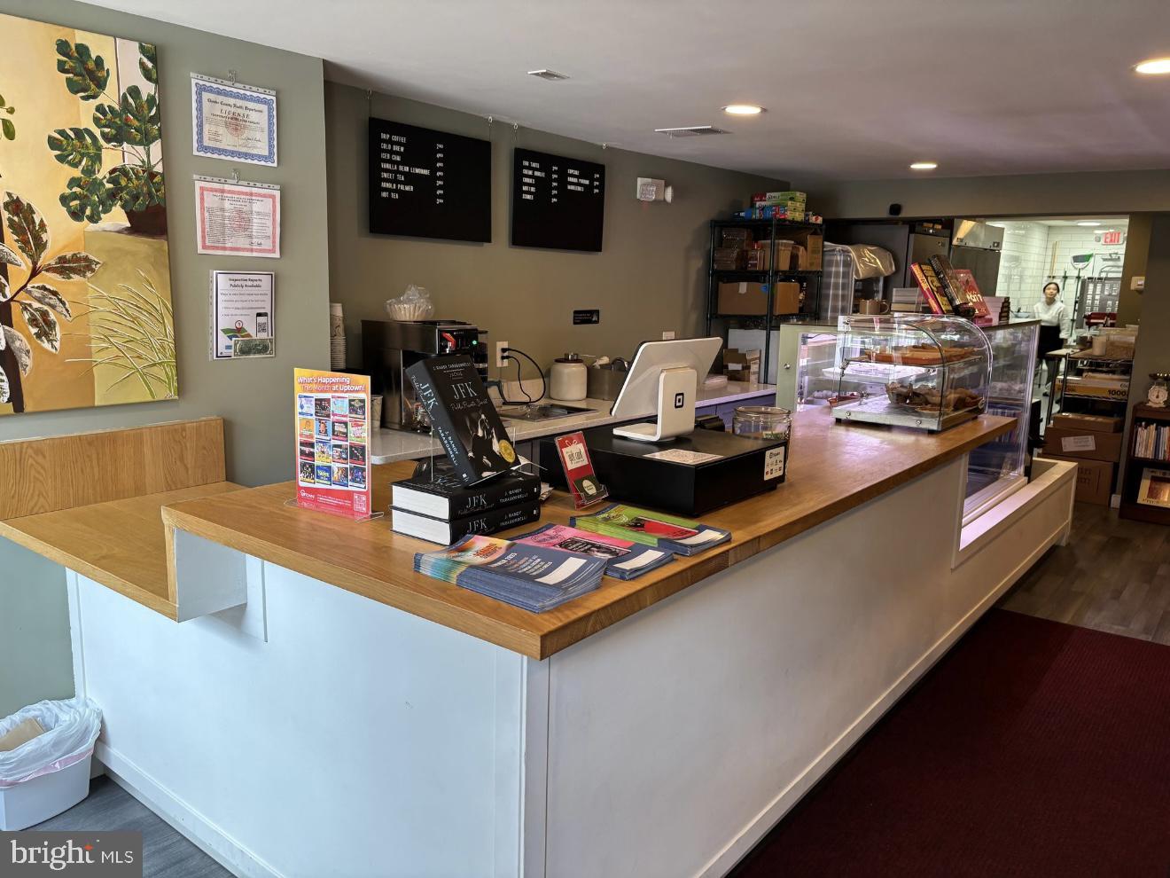 WEST CHESTER - Commercial Lease