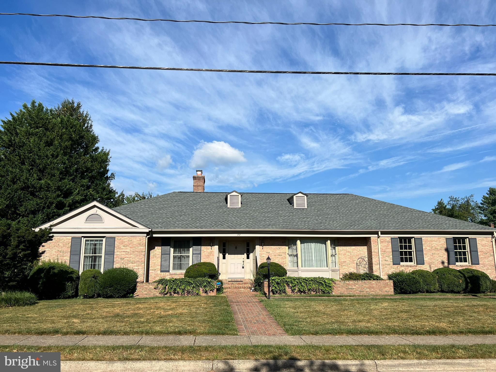 PEER MANOR - Residential