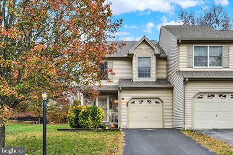 39 KEEFER WAY MECHANICSBURG PA 17055