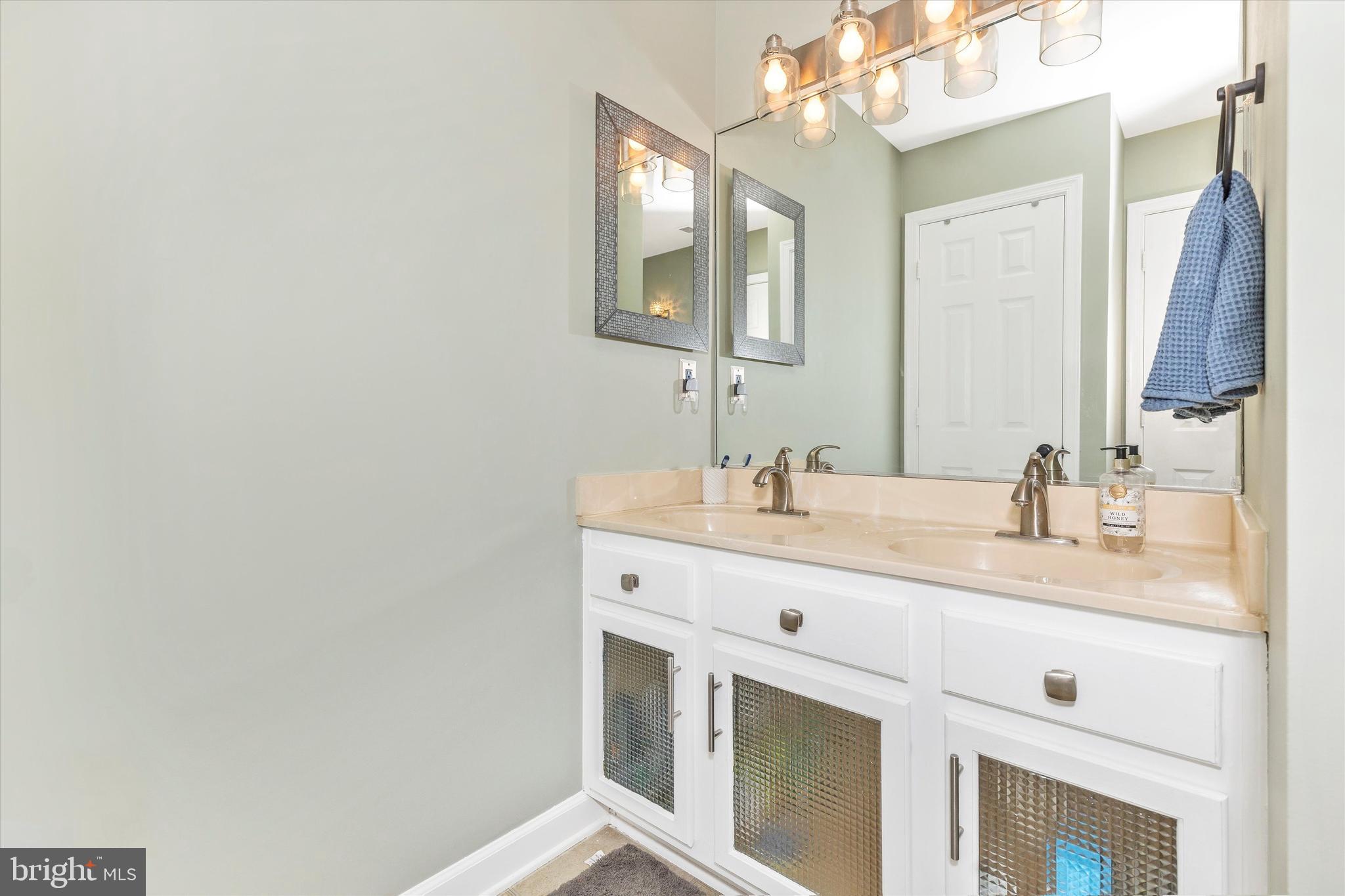 SPRING RIDGE - Residential