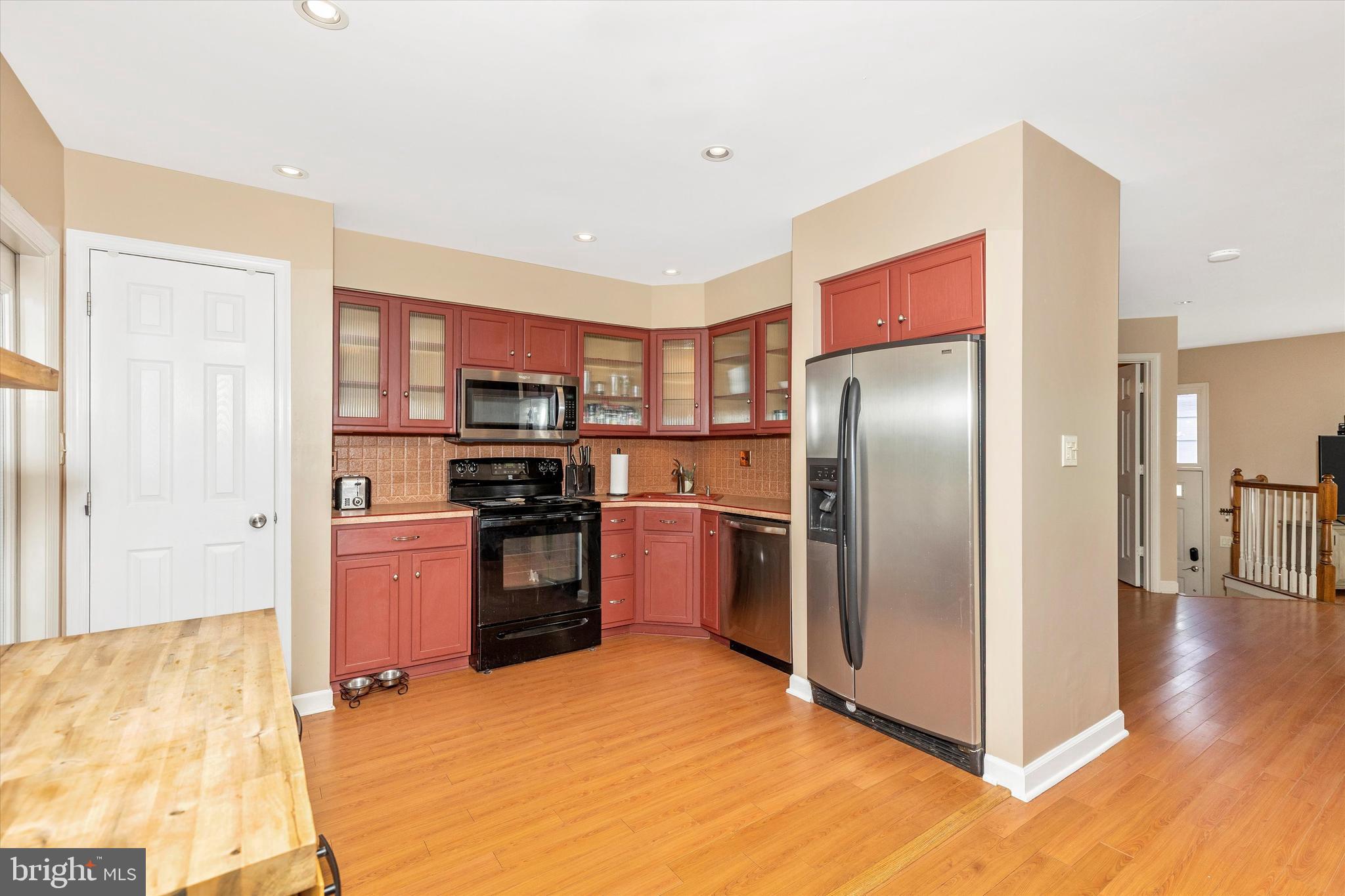 SPRING RIDGE - Residential