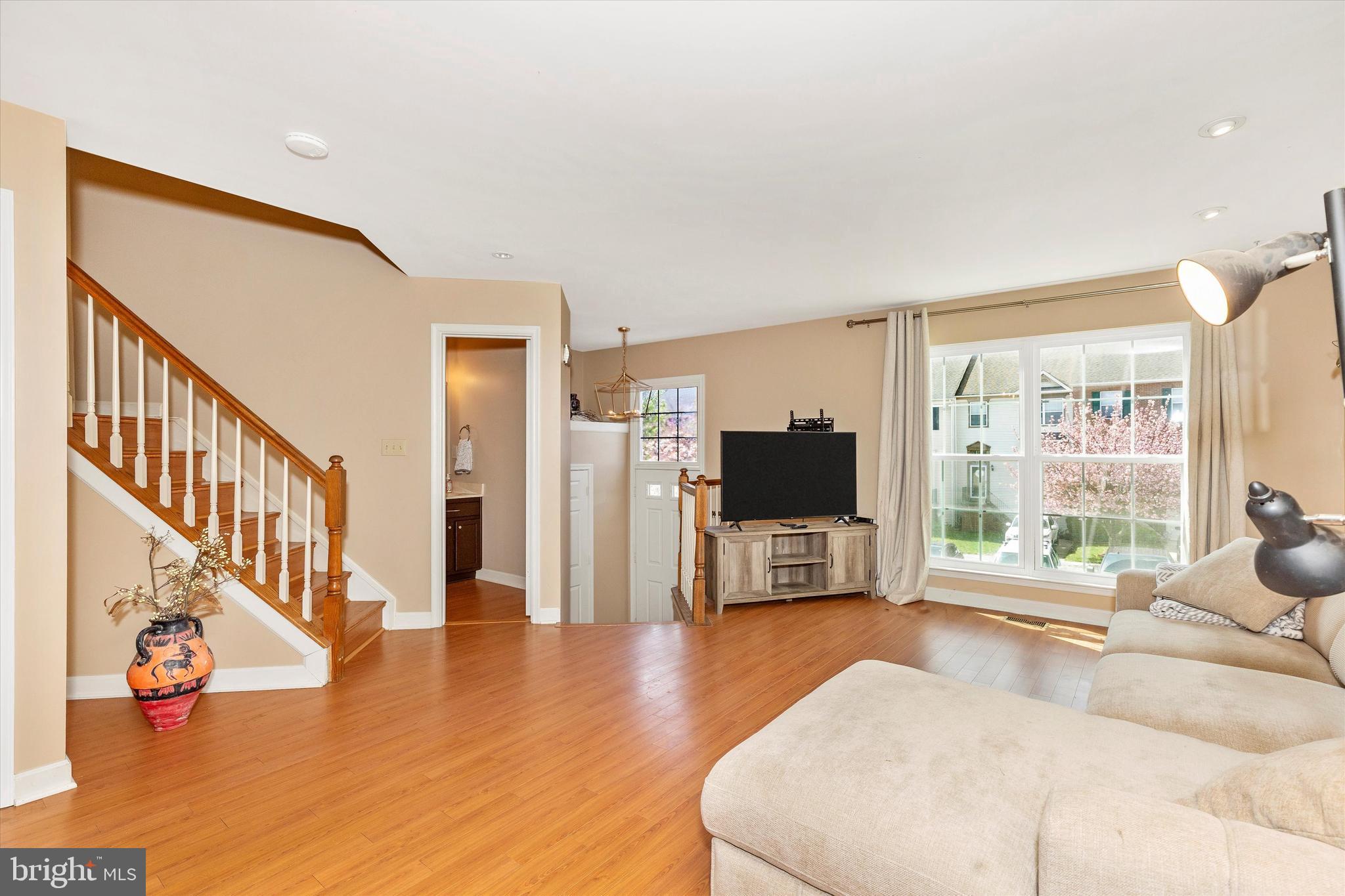 SPRING RIDGE - Residential