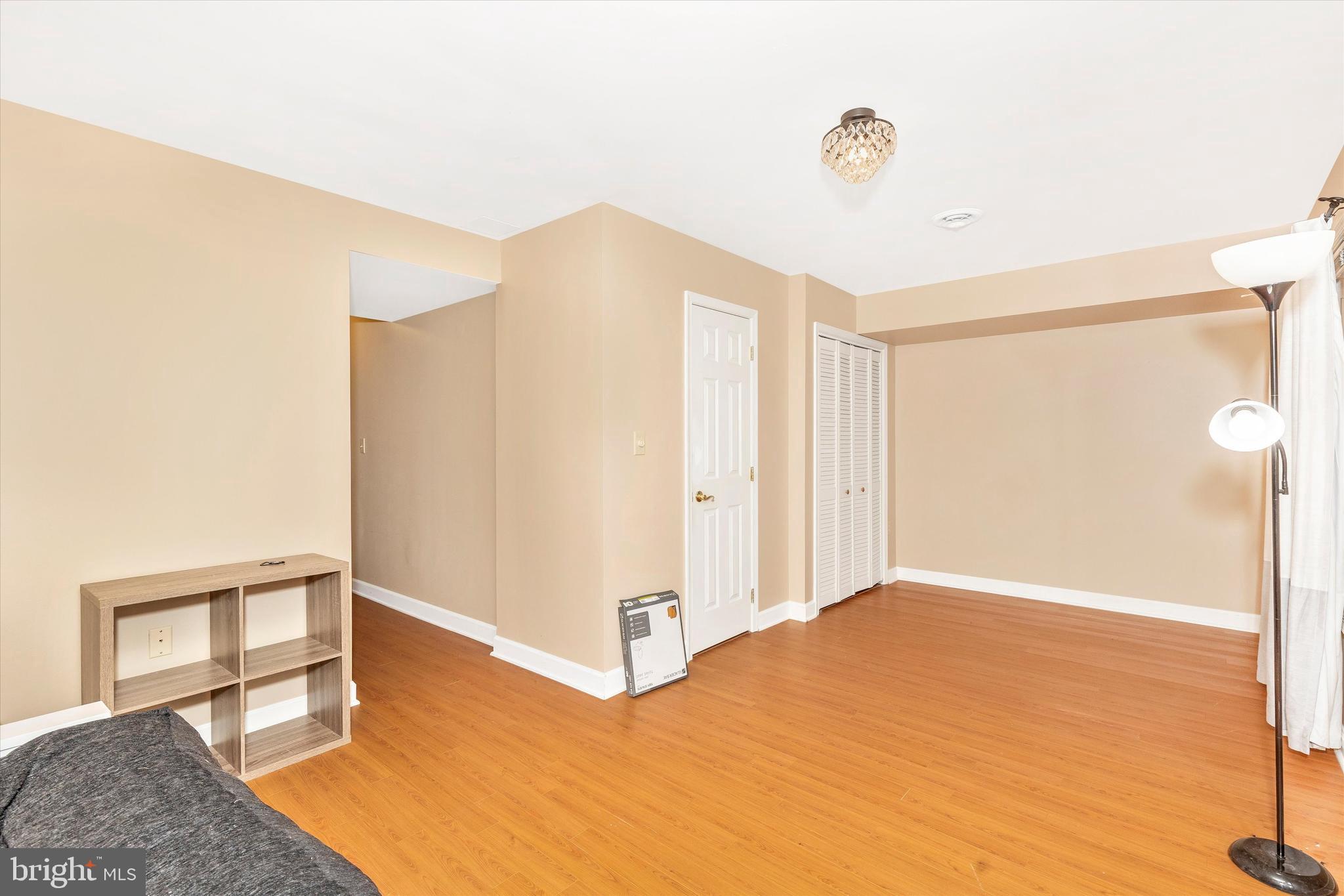 SPRING RIDGE - Residential