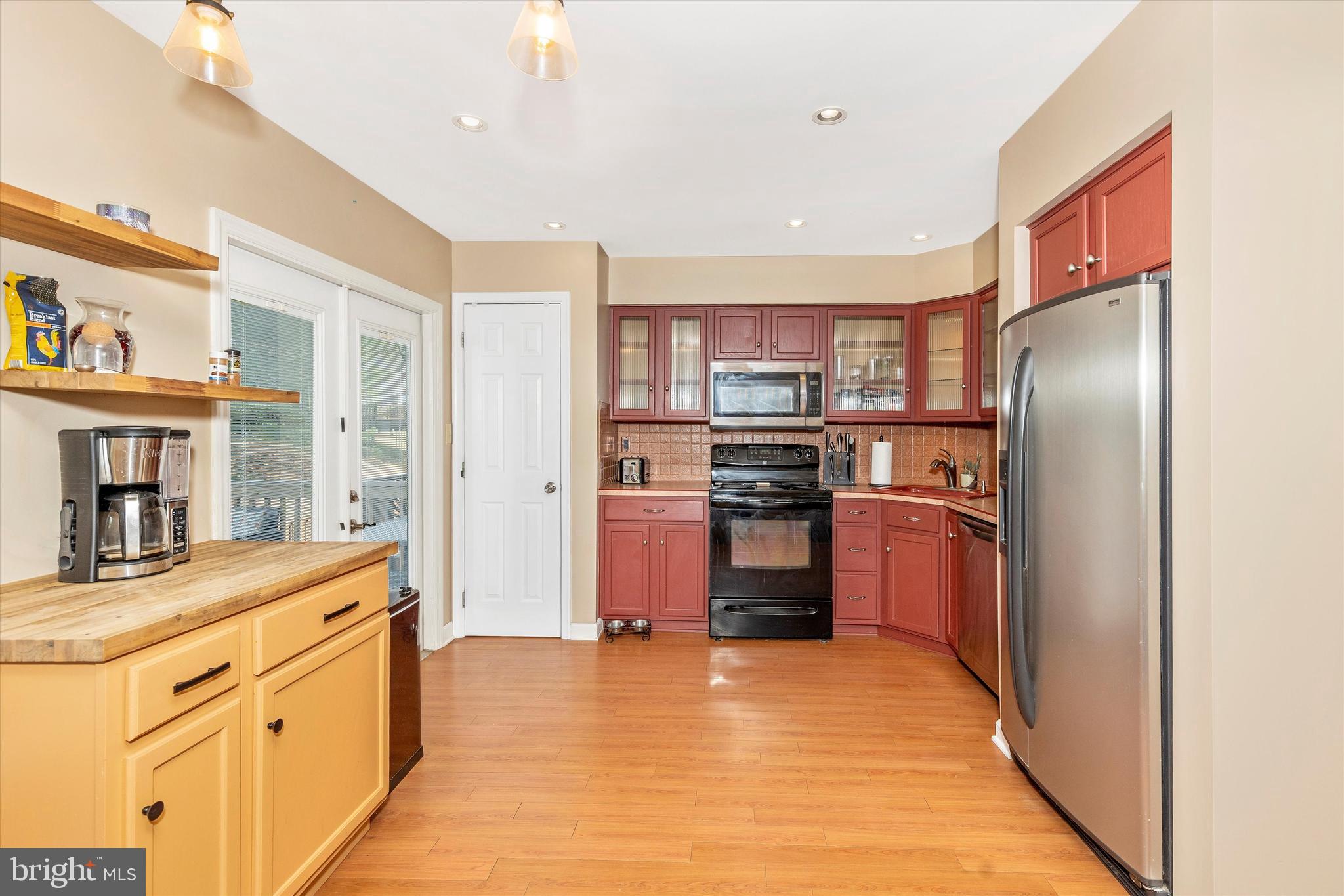 SPRING RIDGE - Residential