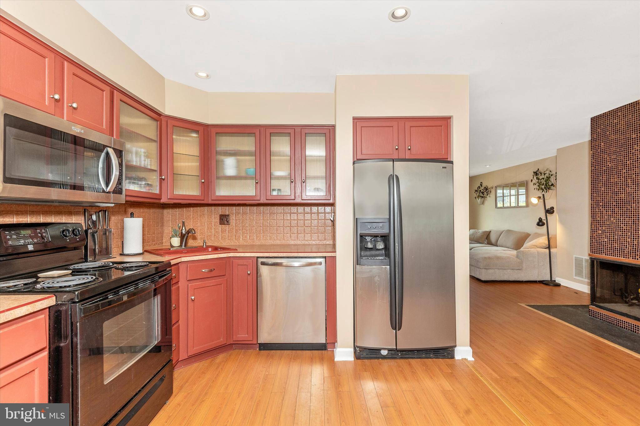 SPRING RIDGE - Residential