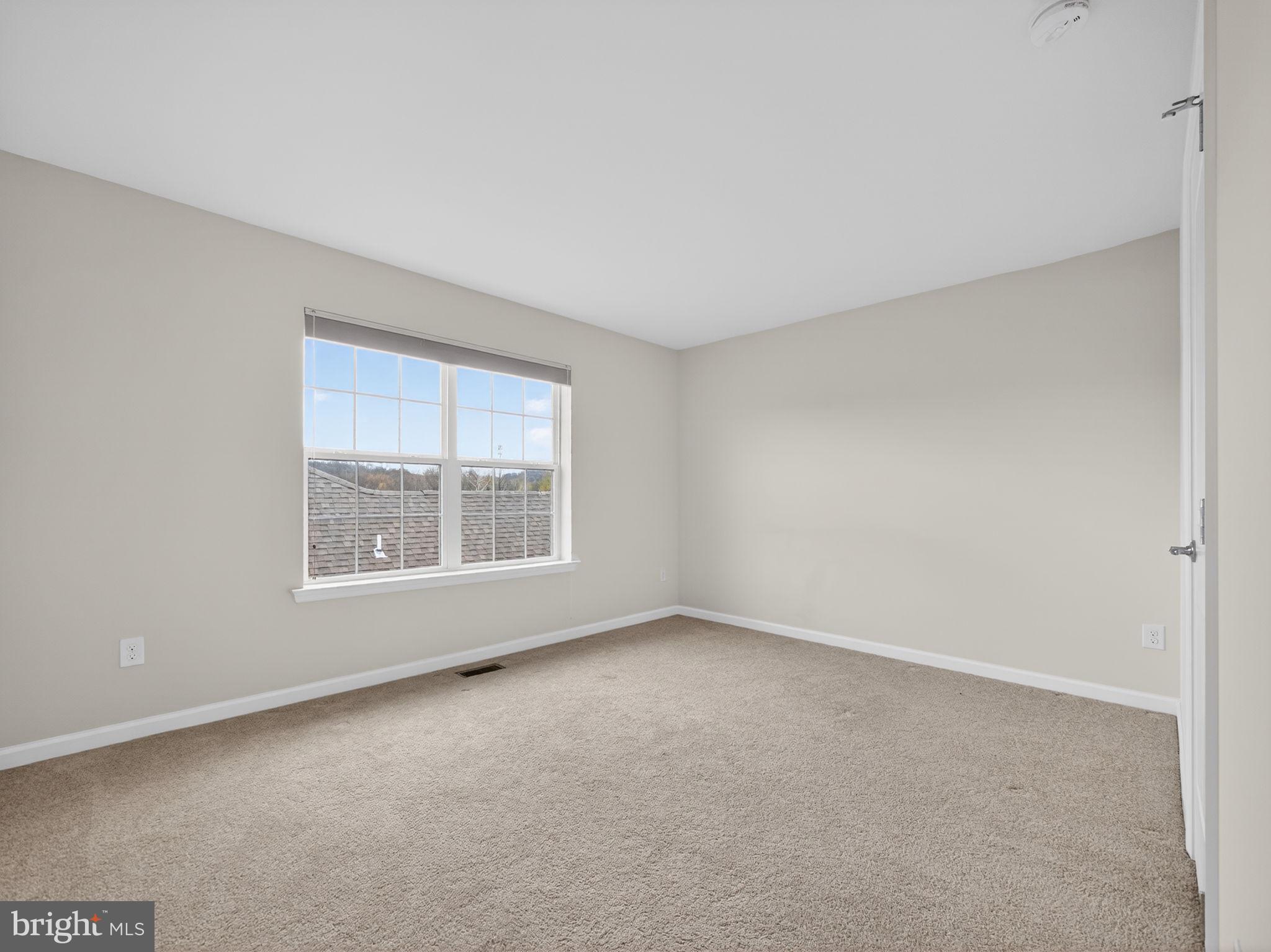 INDIAN CREEK - Residential