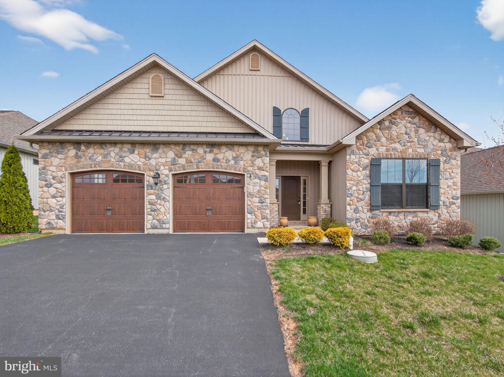 INDIAN CREEK - Residential