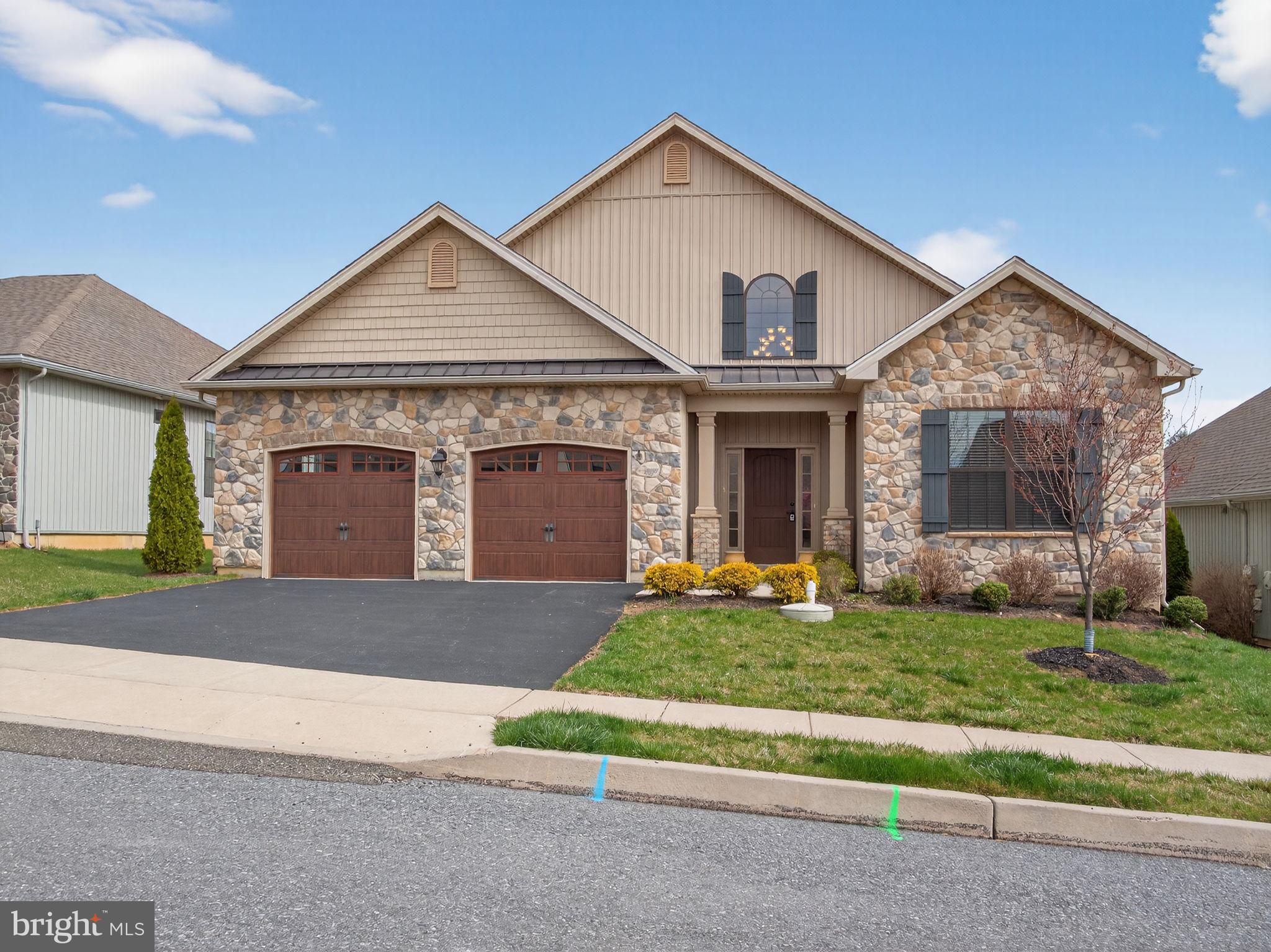 INDIAN CREEK - Residential