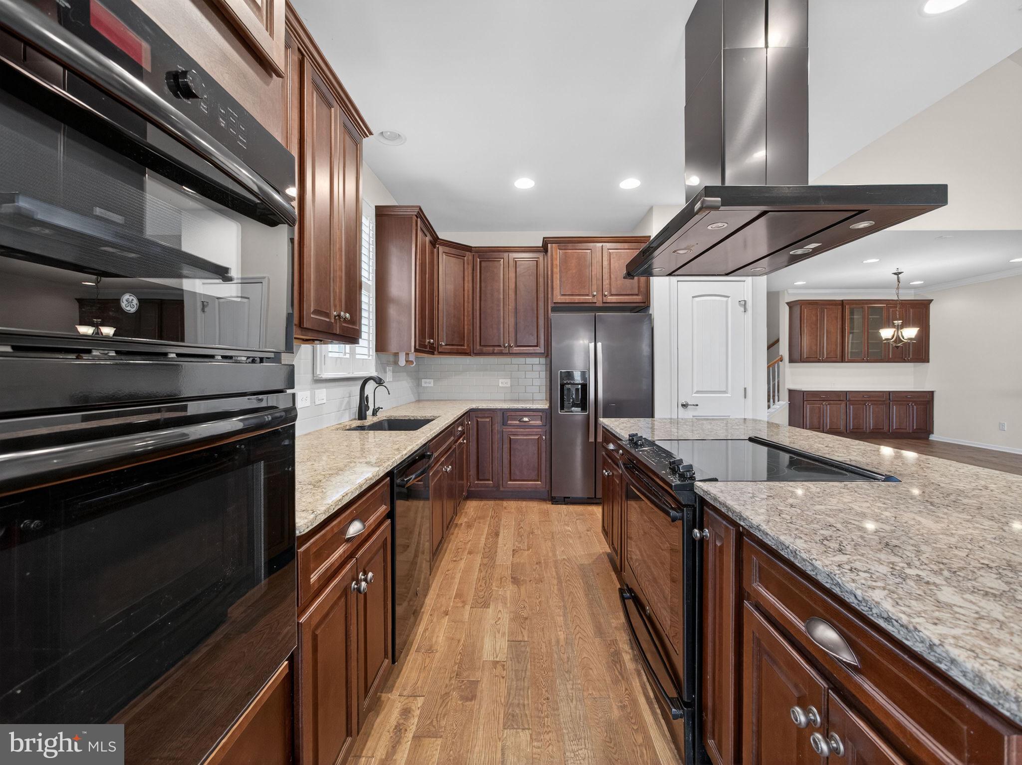 INDIAN CREEK - Residential