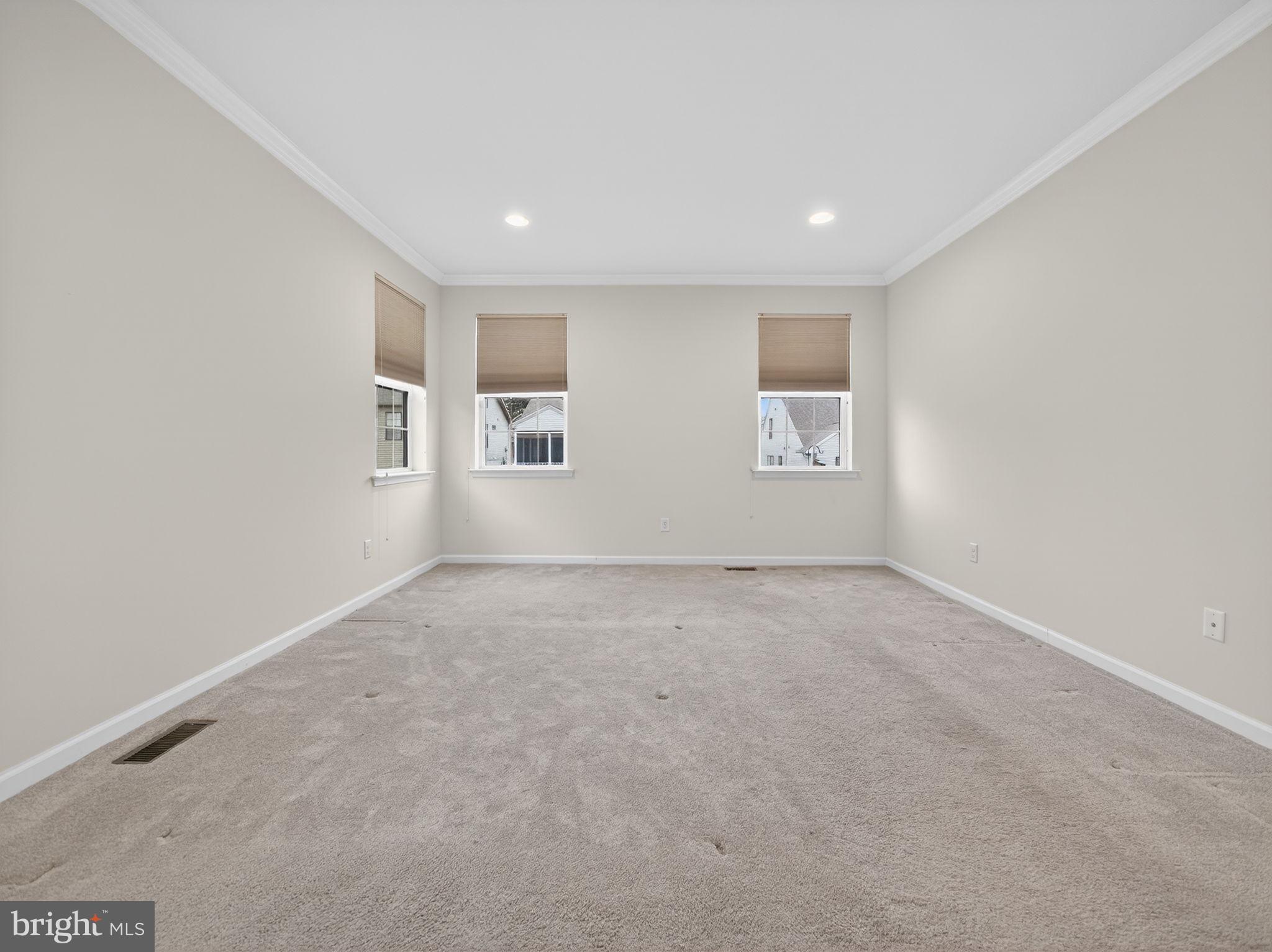 INDIAN CREEK - Residential