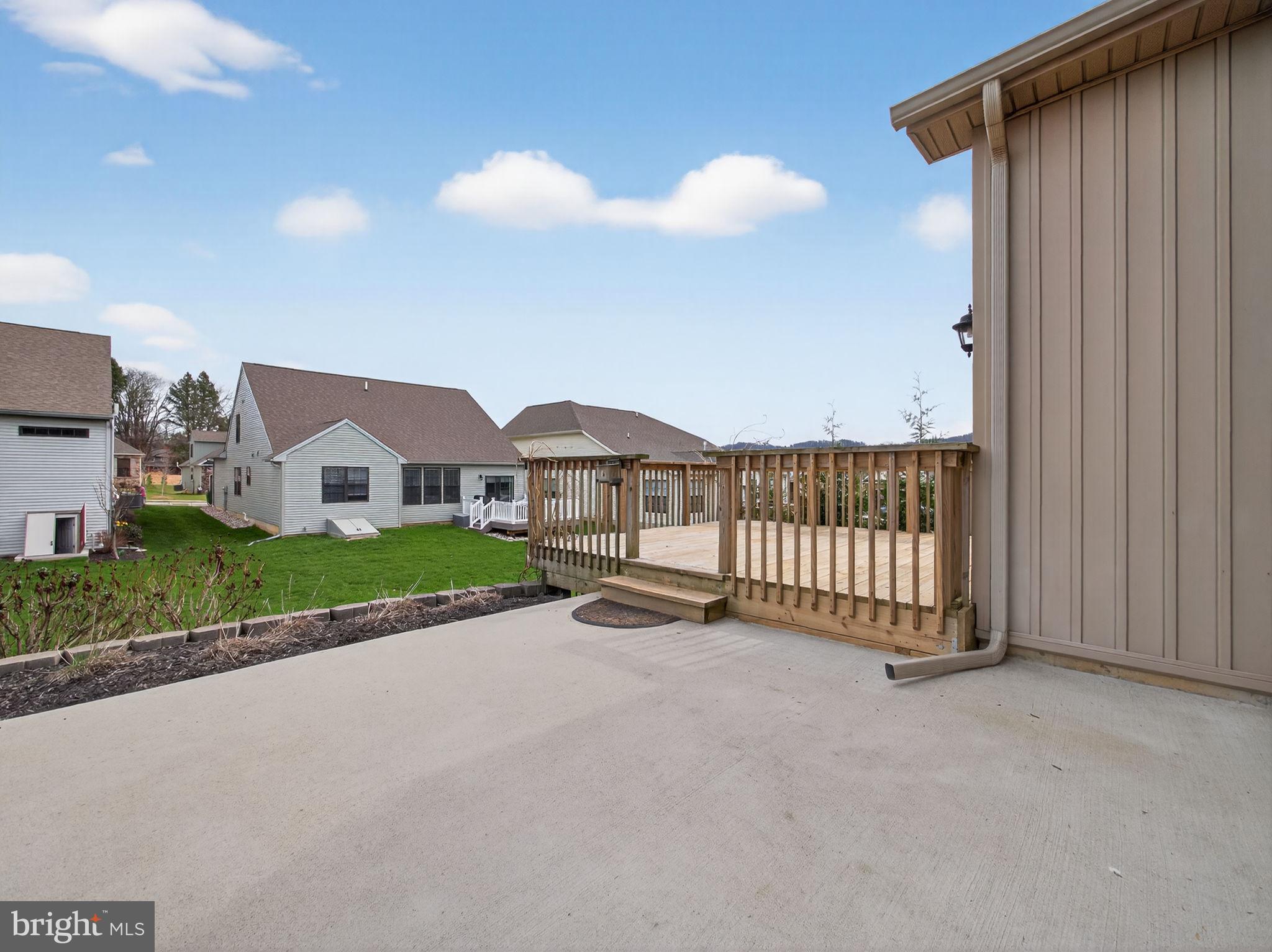 INDIAN CREEK - Residential