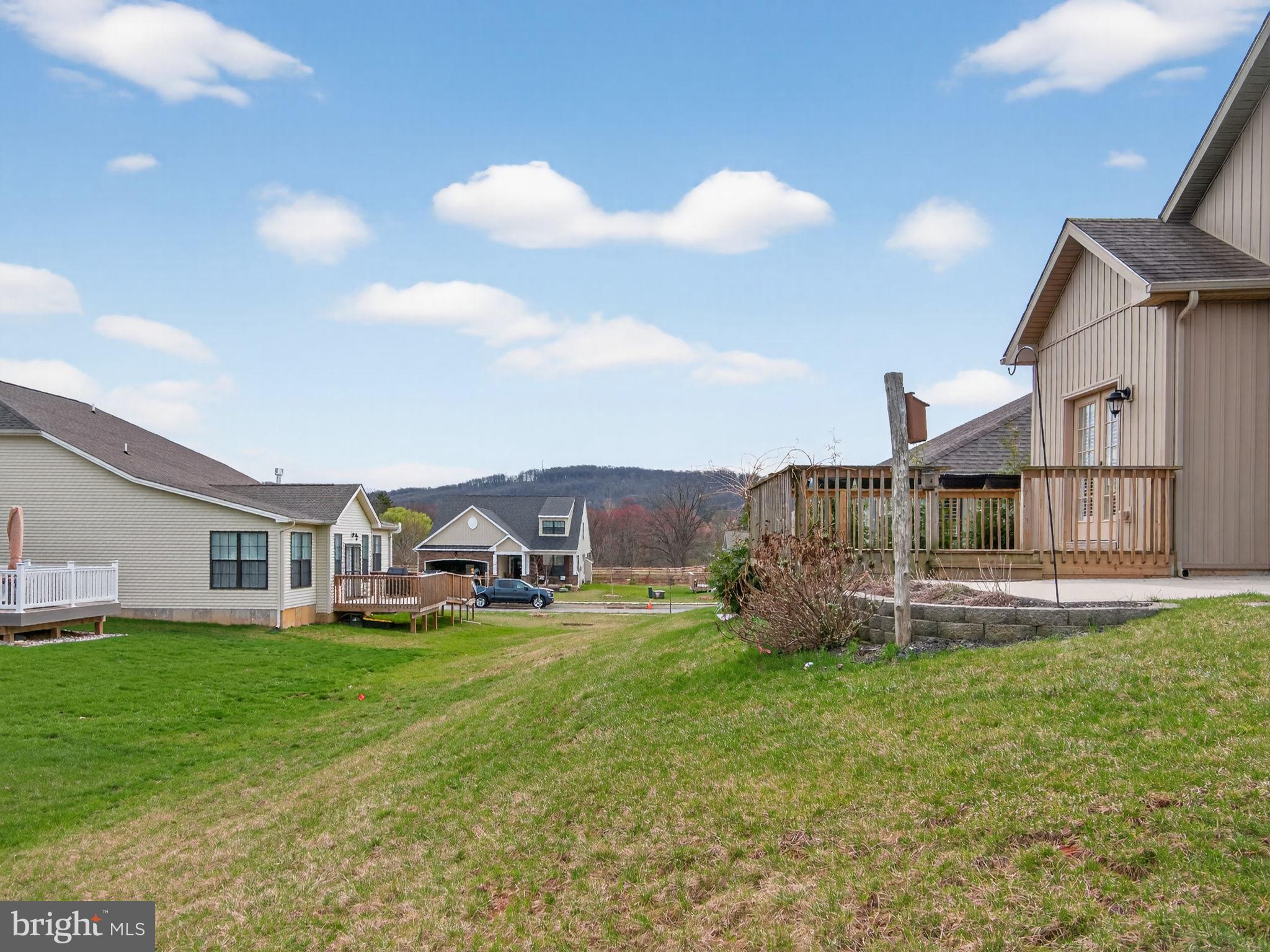 INDIAN CREEK - Residential