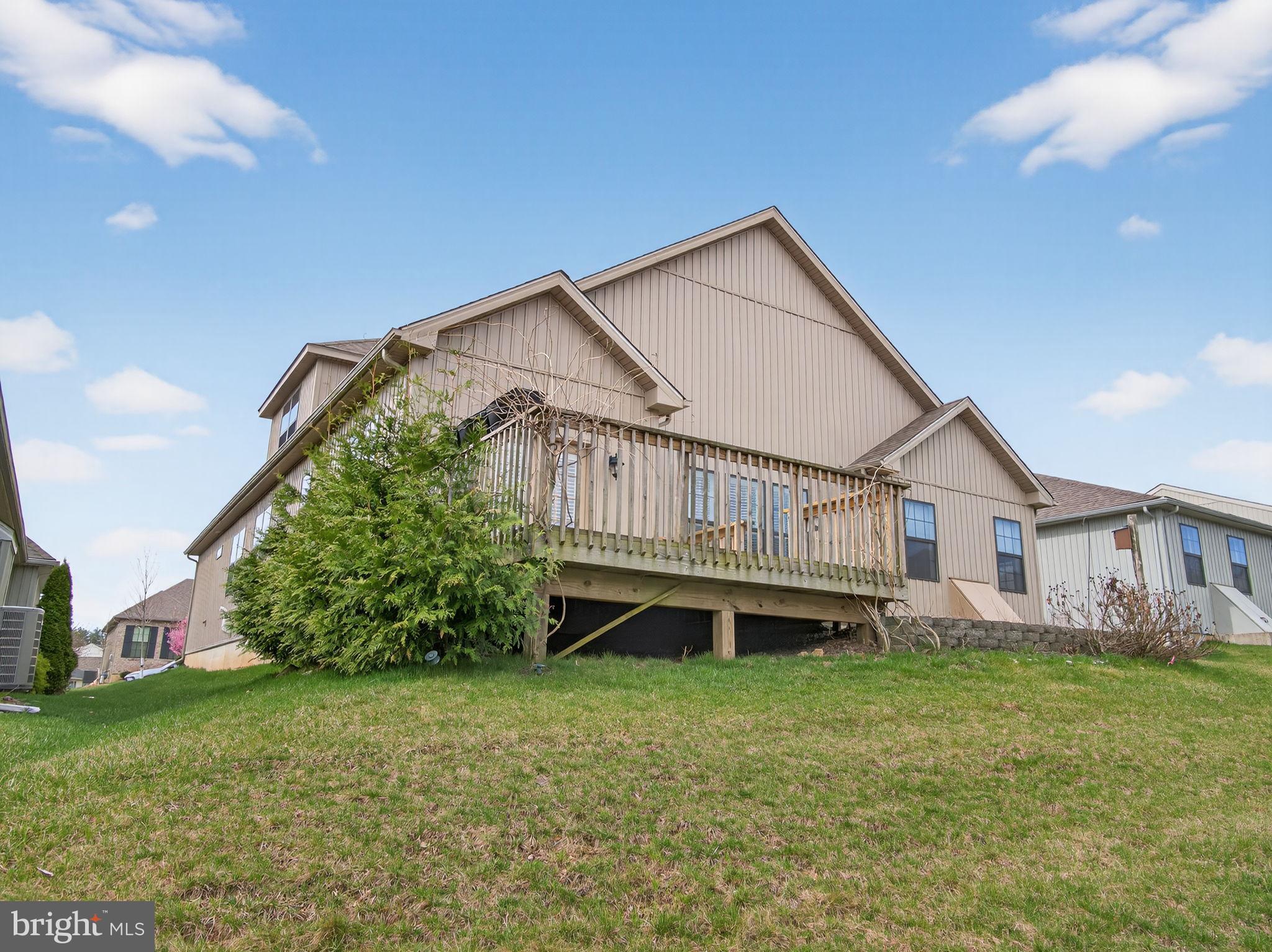 INDIAN CREEK - Residential