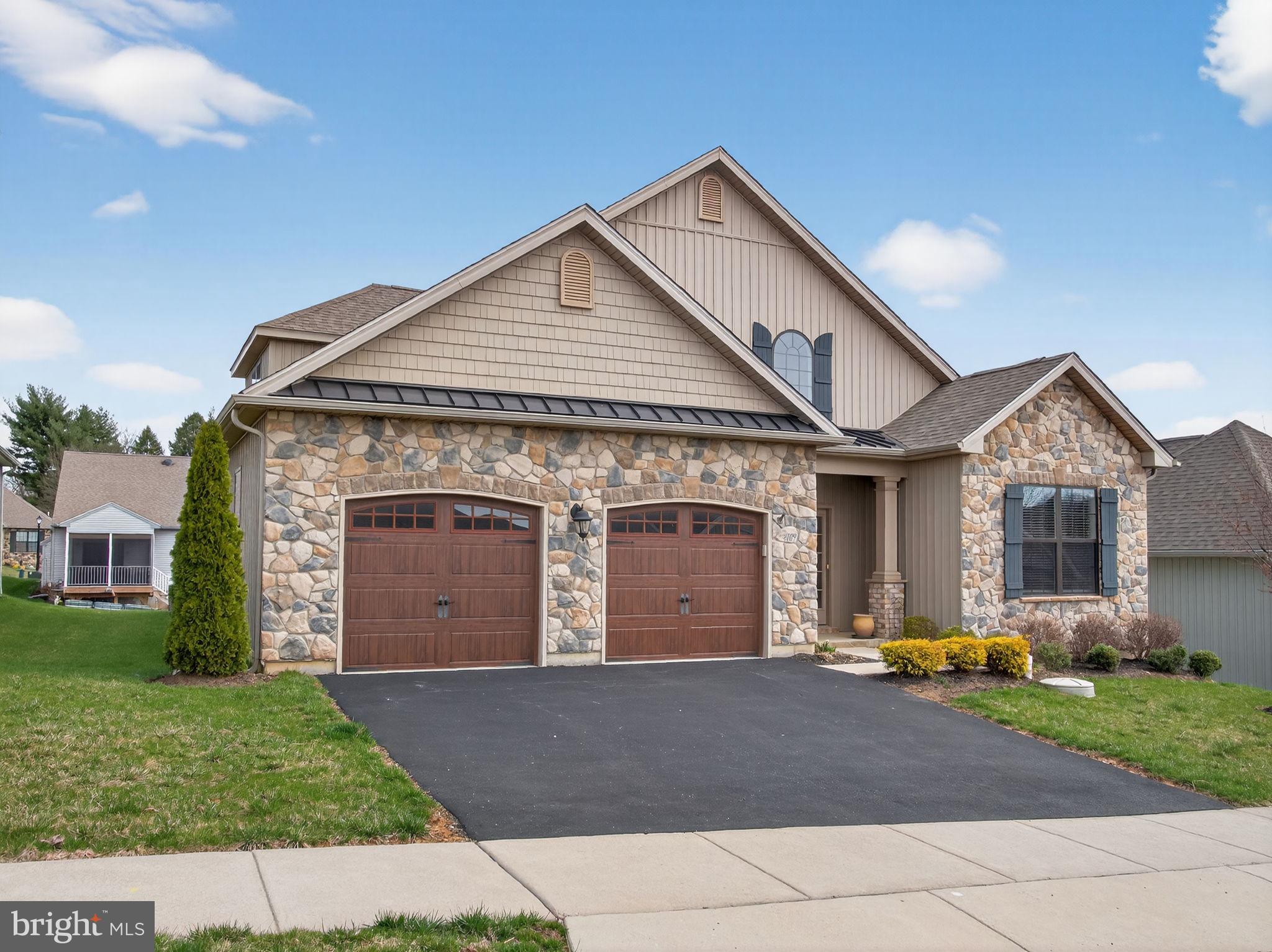 INDIAN CREEK - Residential