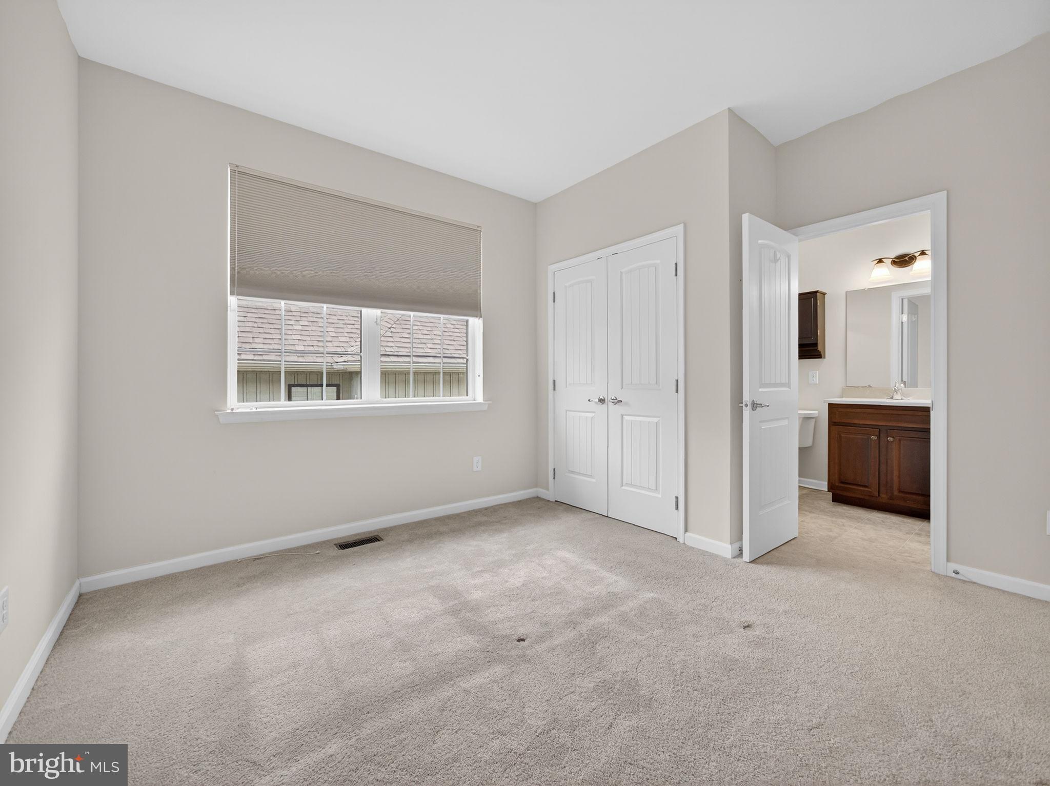 INDIAN CREEK - Residential