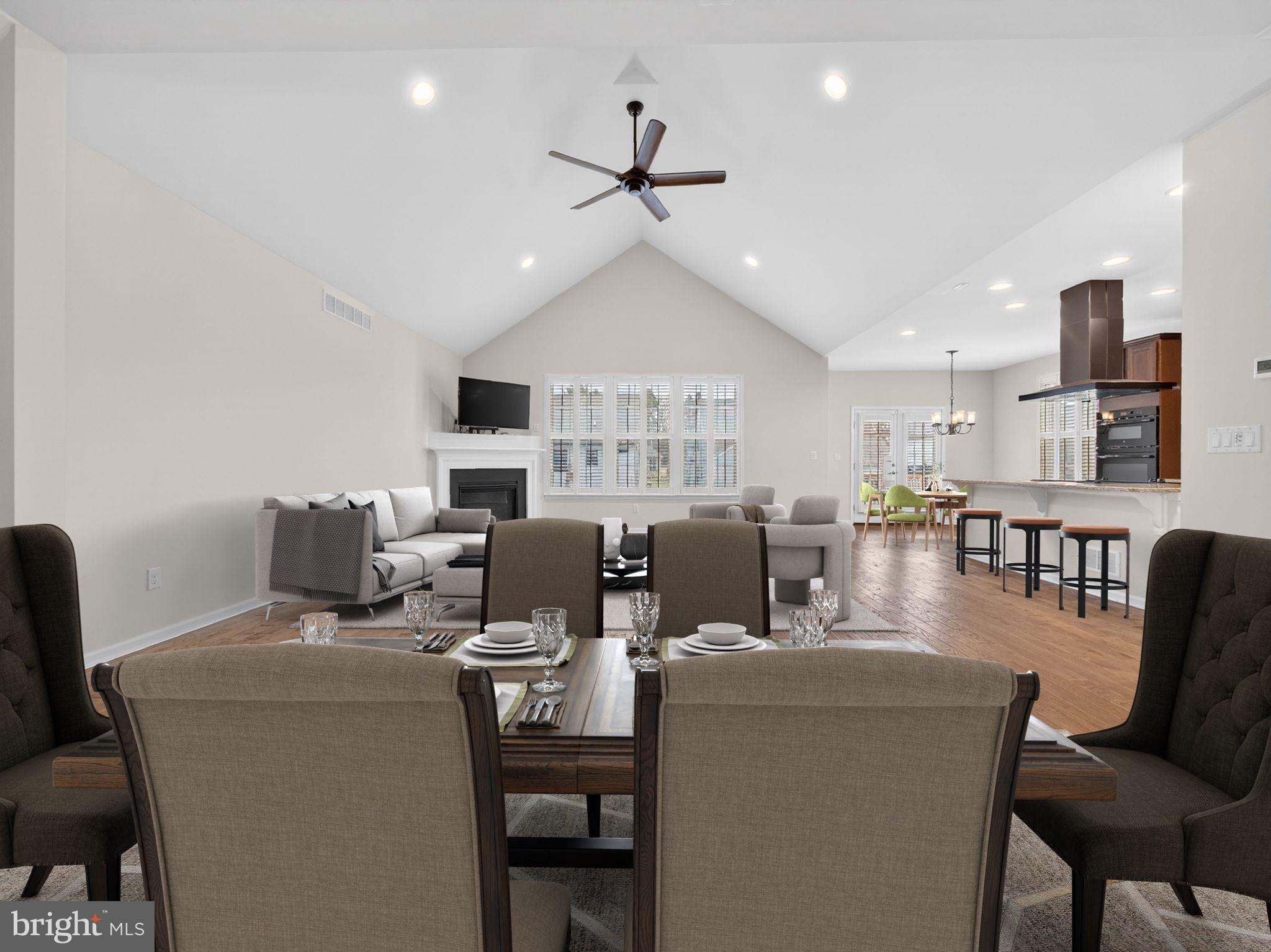 INDIAN CREEK - Residential