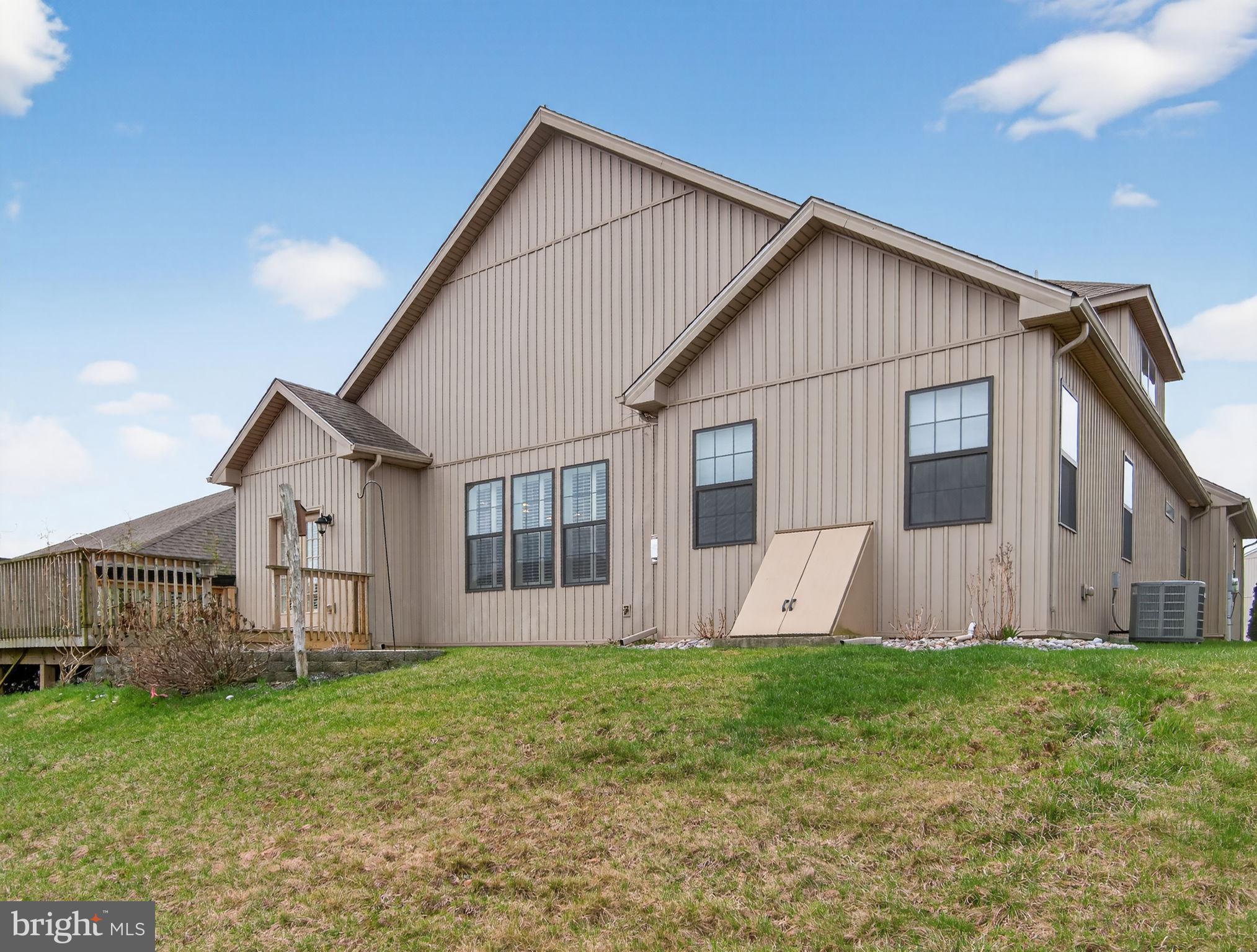 INDIAN CREEK - Residential