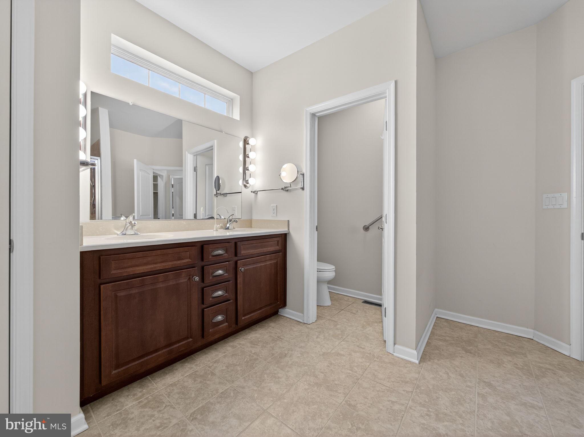 INDIAN CREEK - Residential