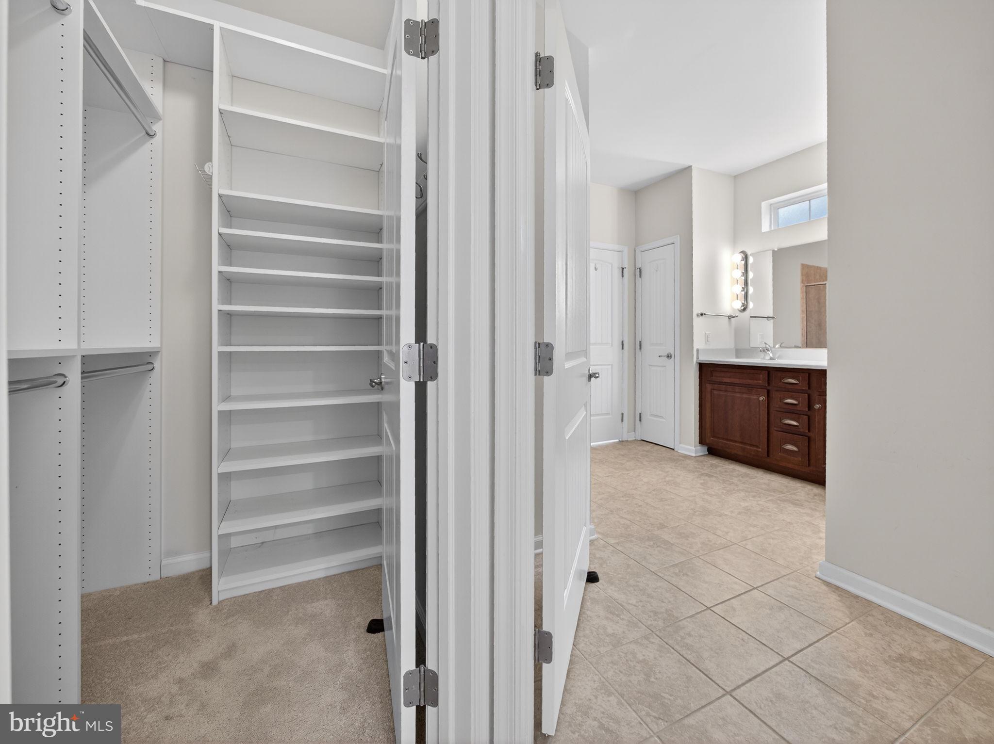 INDIAN CREEK - Residential