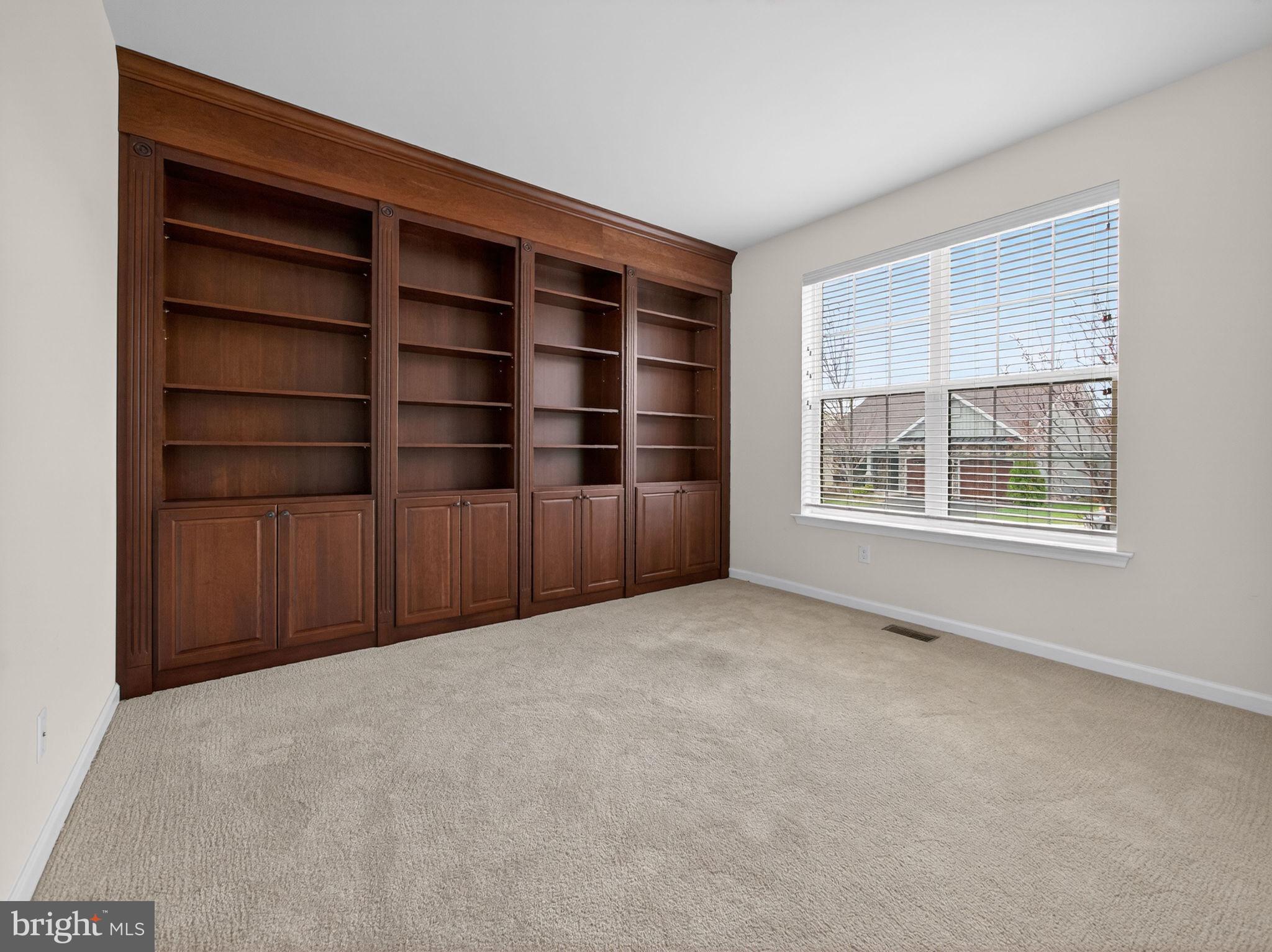 INDIAN CREEK - Residential