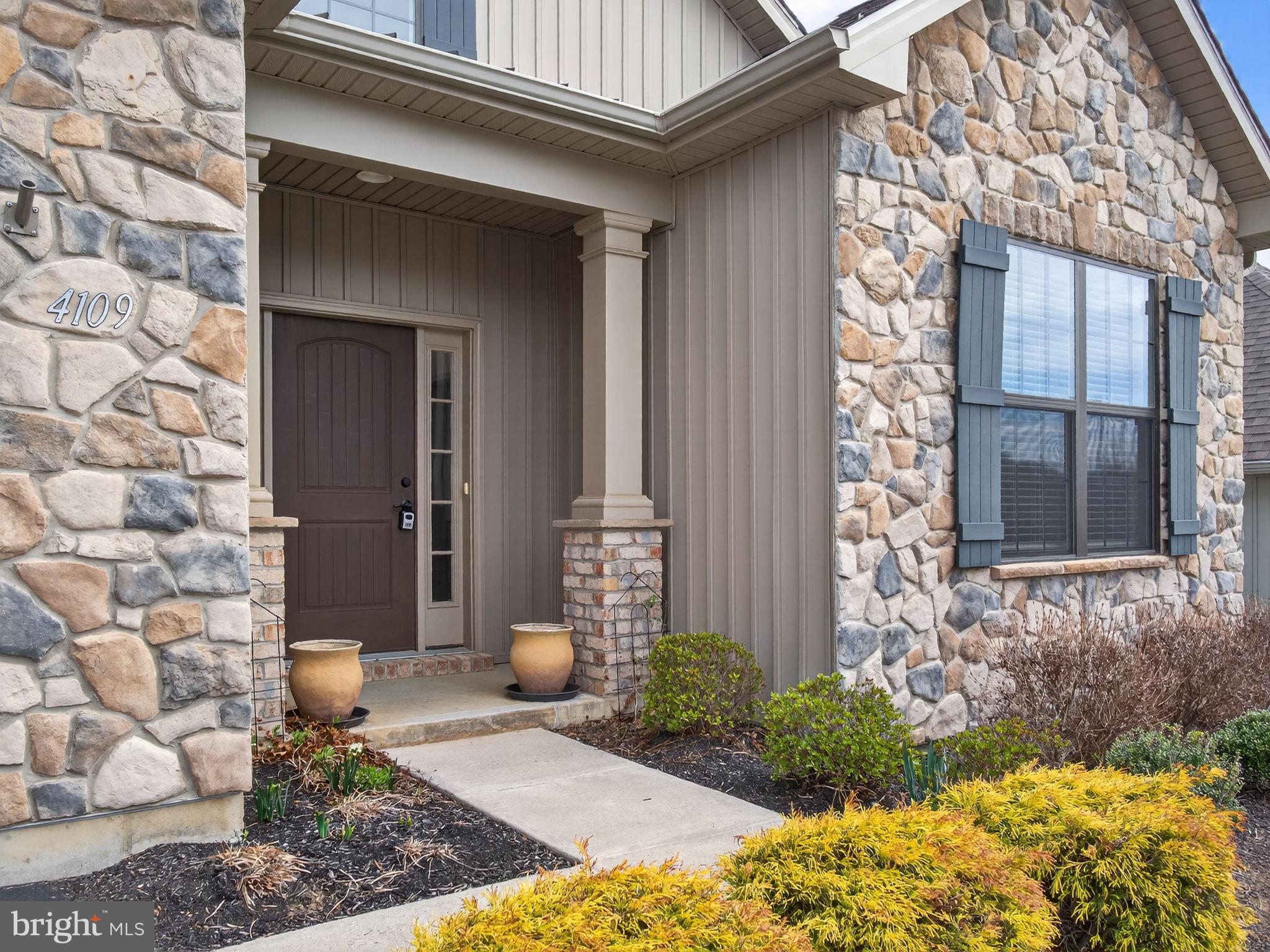 INDIAN CREEK - Residential