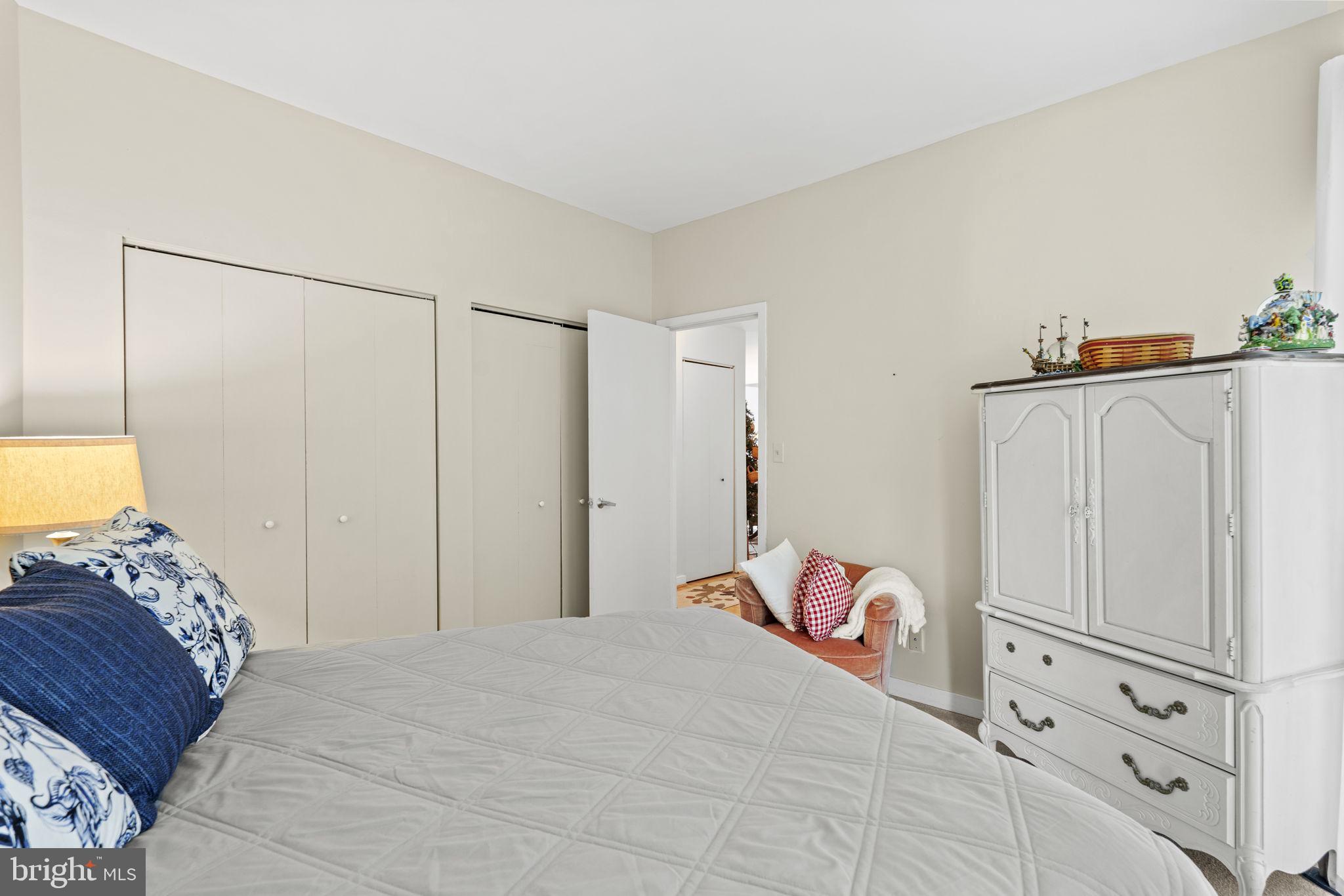 CHESAPEAKE HARBOUR - Residential