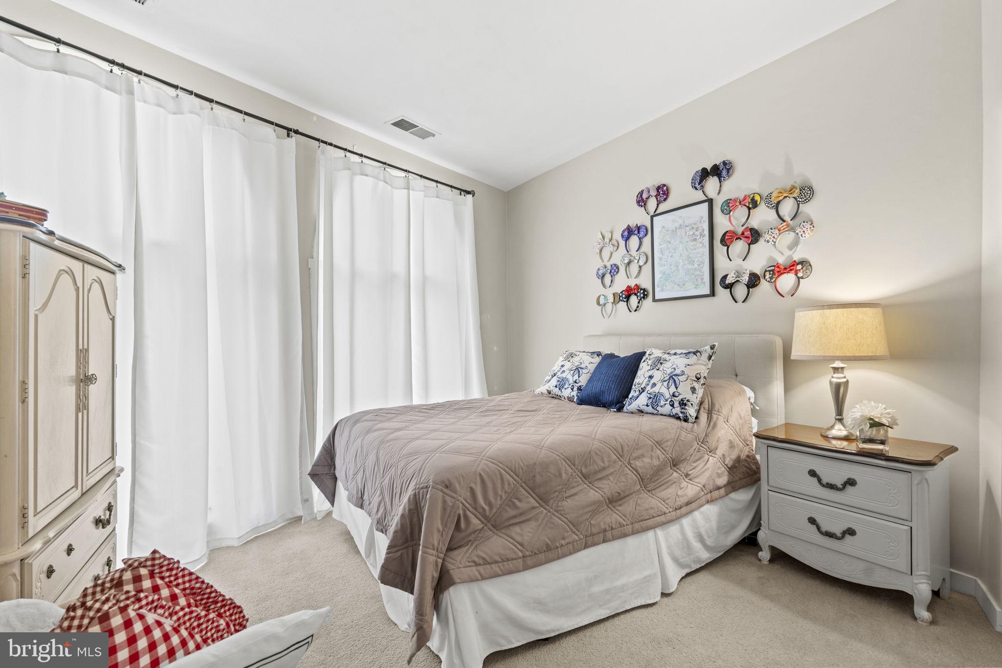 CHESAPEAKE HARBOUR - Residential