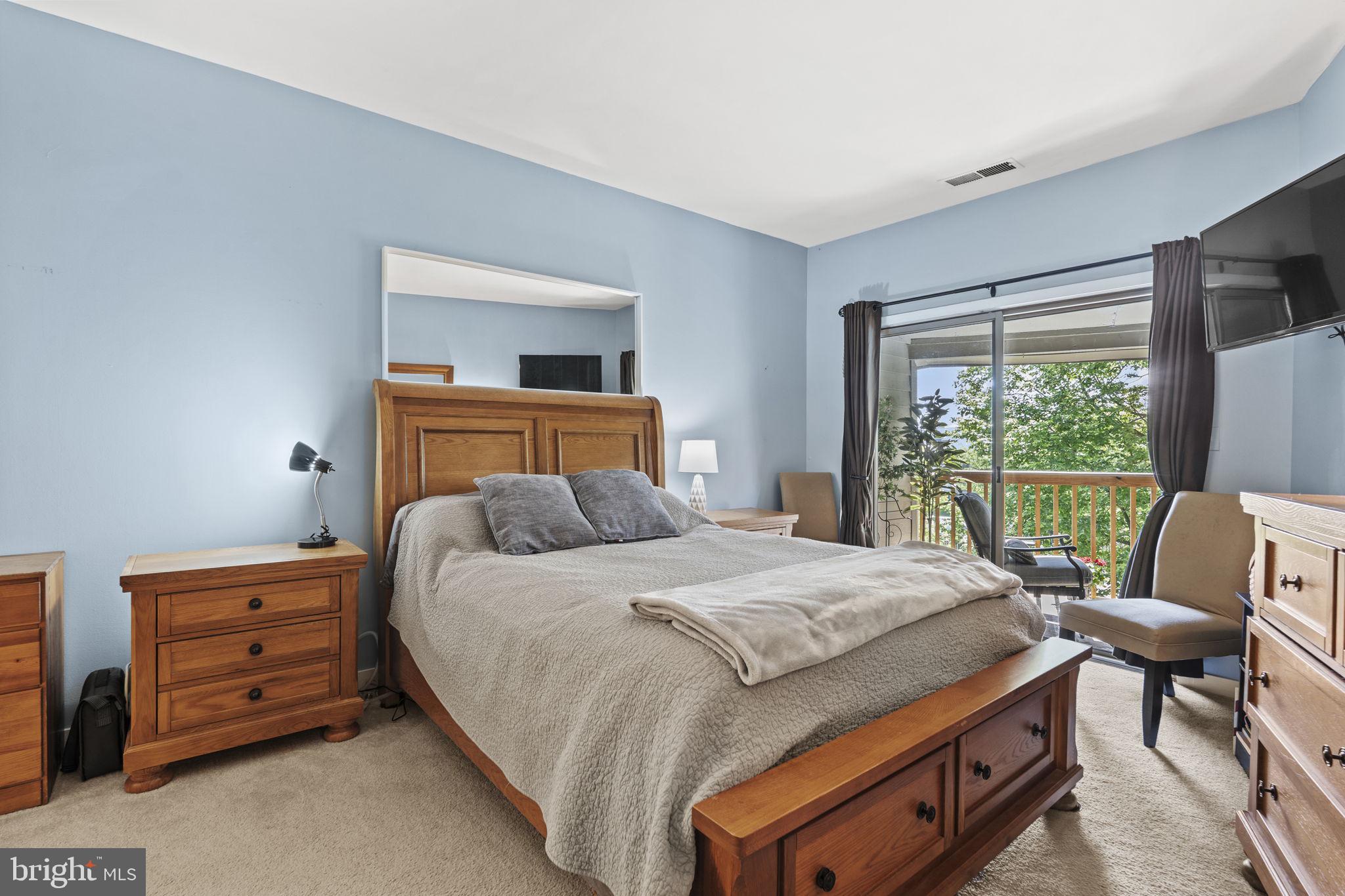 CHESAPEAKE HARBOUR - Residential