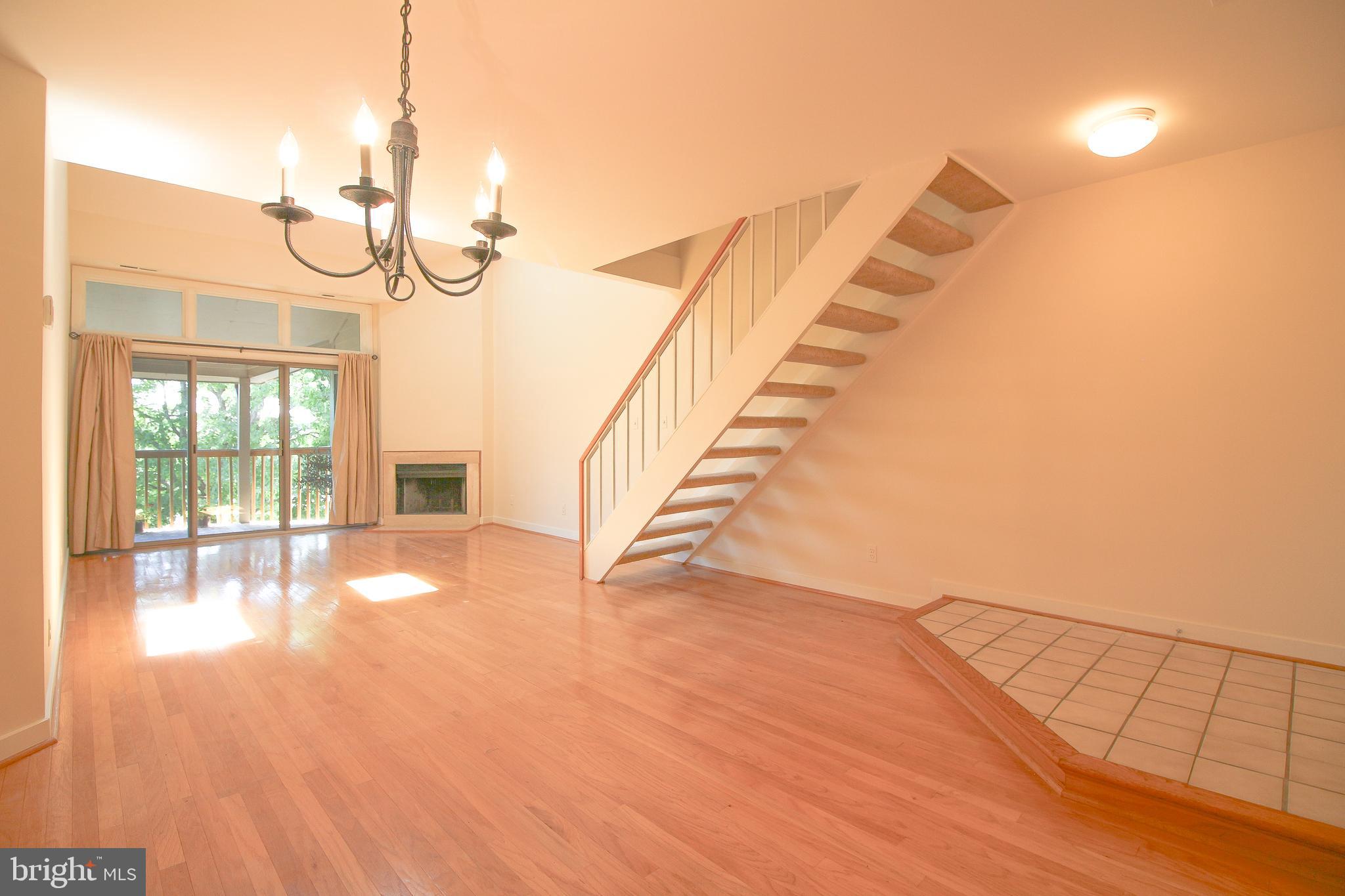 CHESAPEAKE HARBOUR - Residential