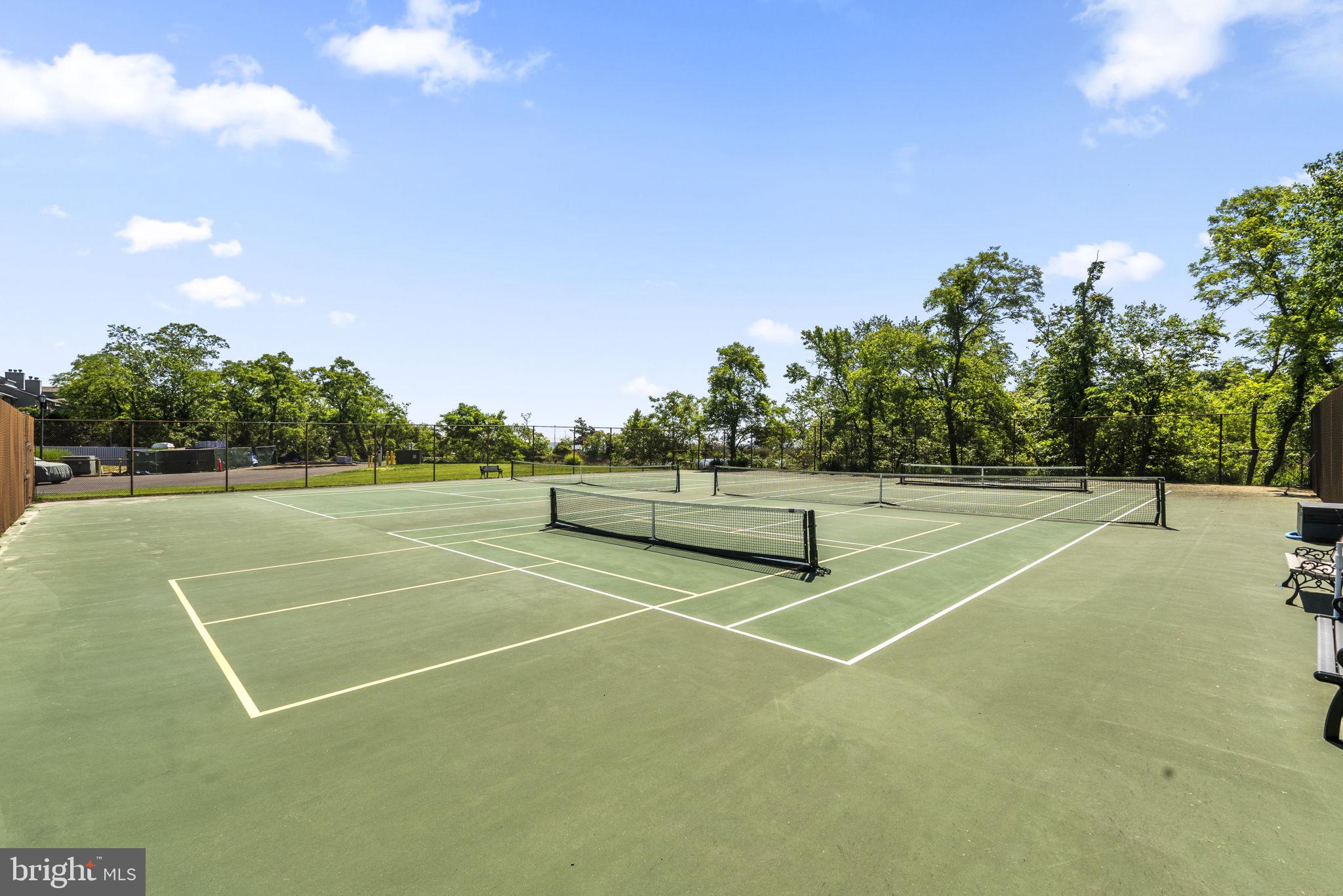 CHESAPEAKE HARBOUR - Residential