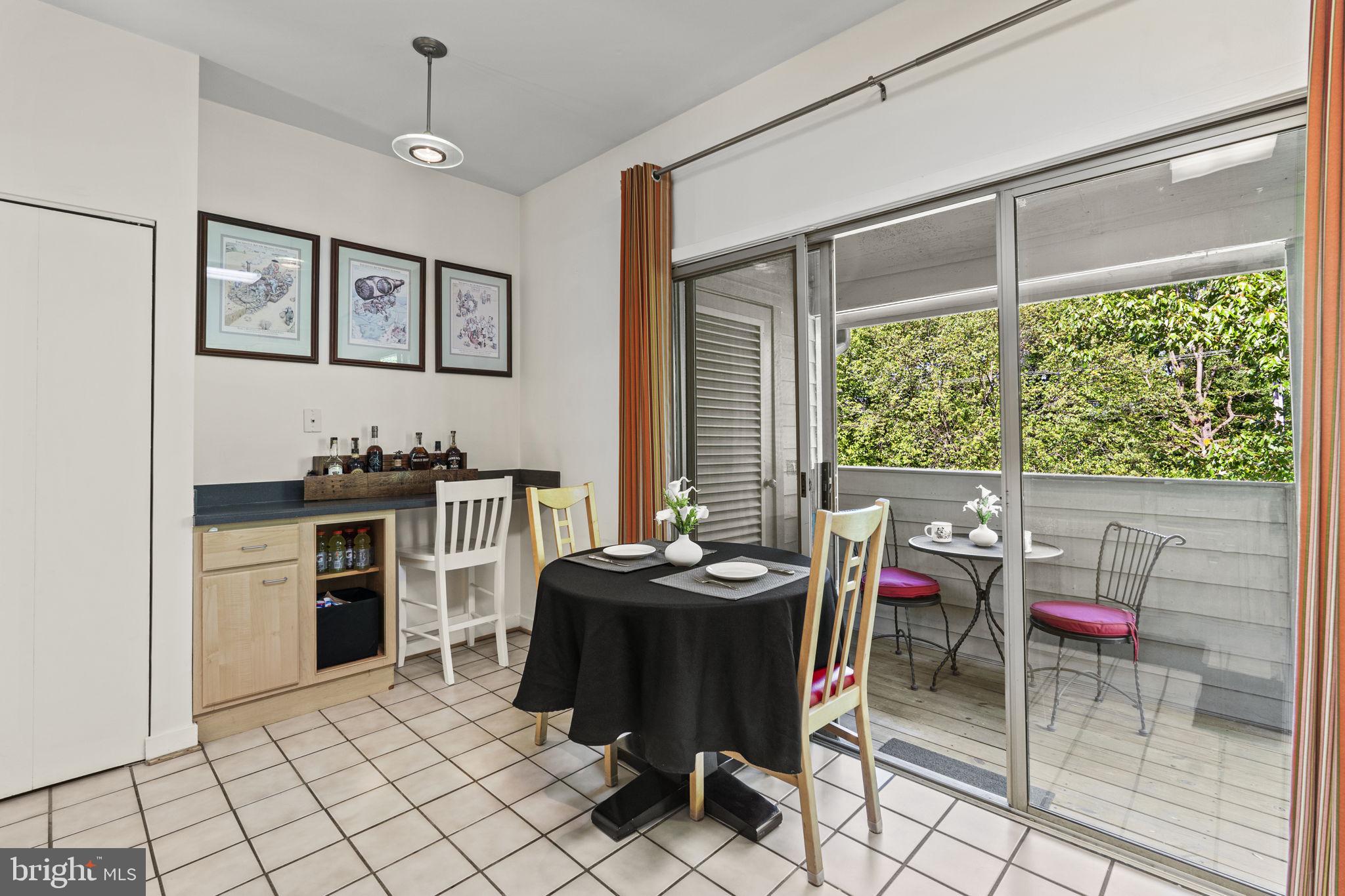 CHESAPEAKE HARBOUR - Residential