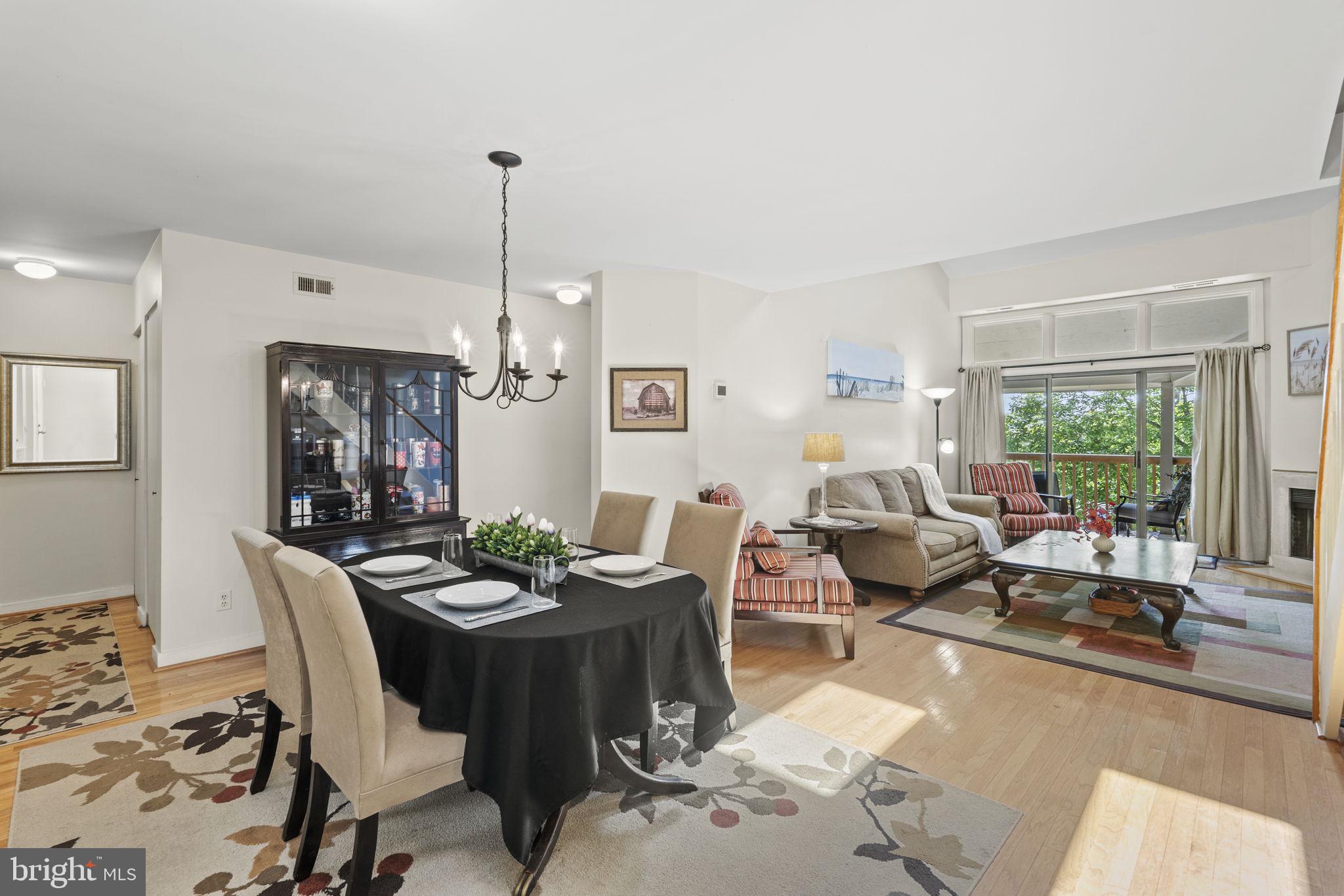 CHESAPEAKE HARBOUR - Residential