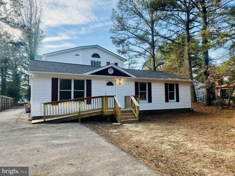 Homes For Sale - 905 Crystal Rock Road<br/> Calvert County, LUSBY, MD 20657