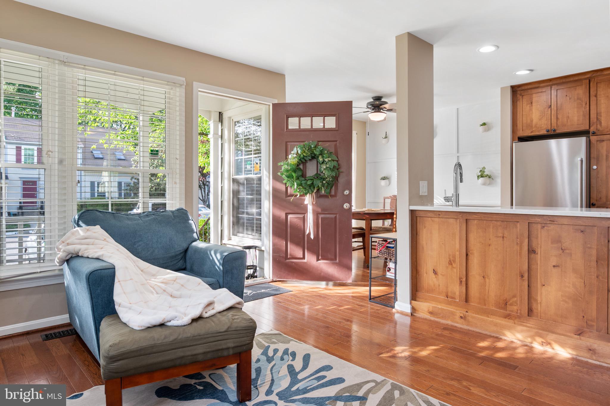 SOUTH KINGS STATION - Residential