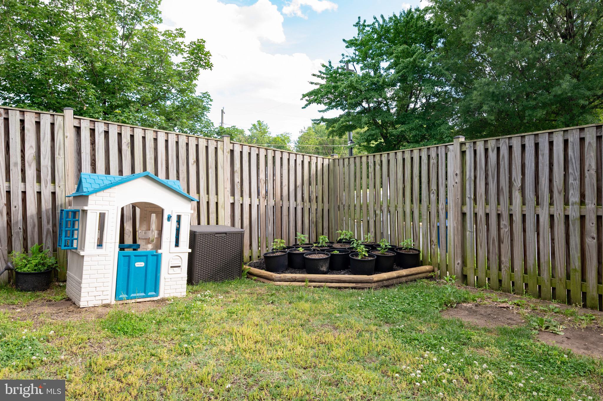 SOUTH KINGS STATION - Residential