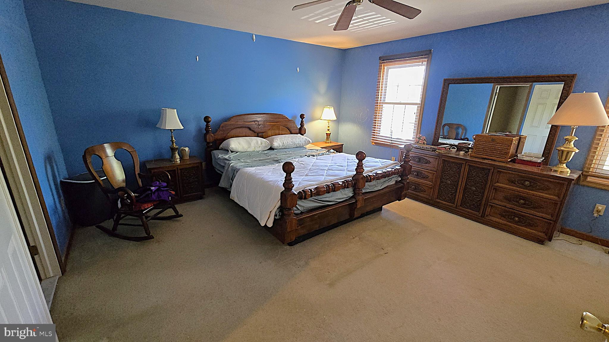 HERITAGE SQUARE - Residential