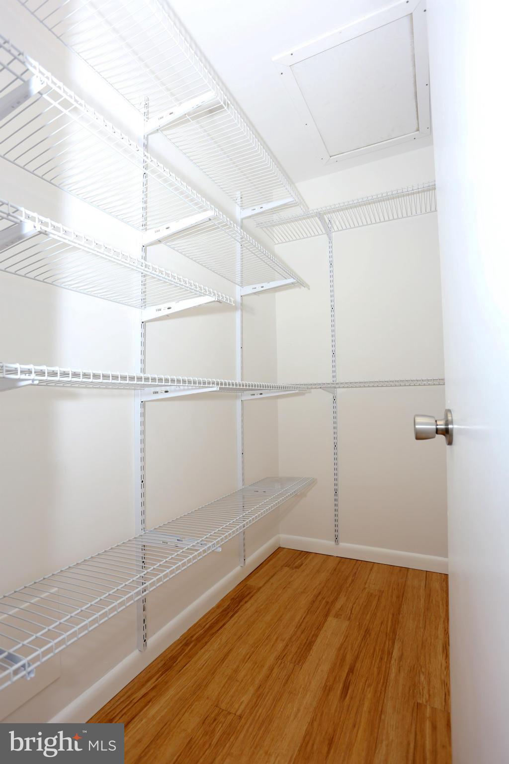 BURKE CENTRE - Residential