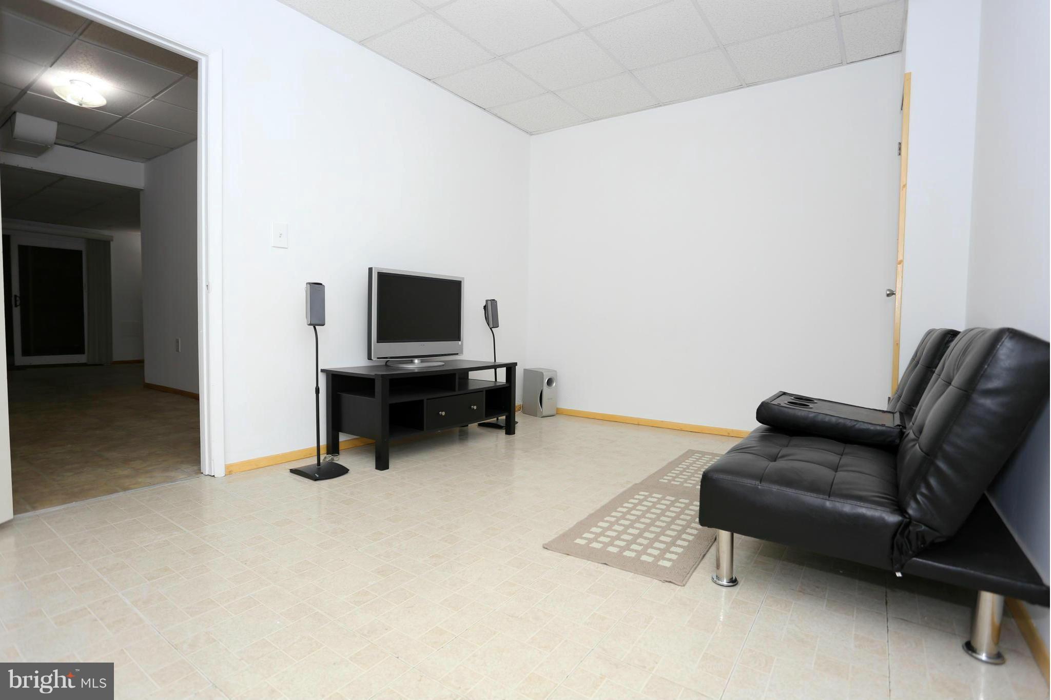 BURKE CENTRE - Residential