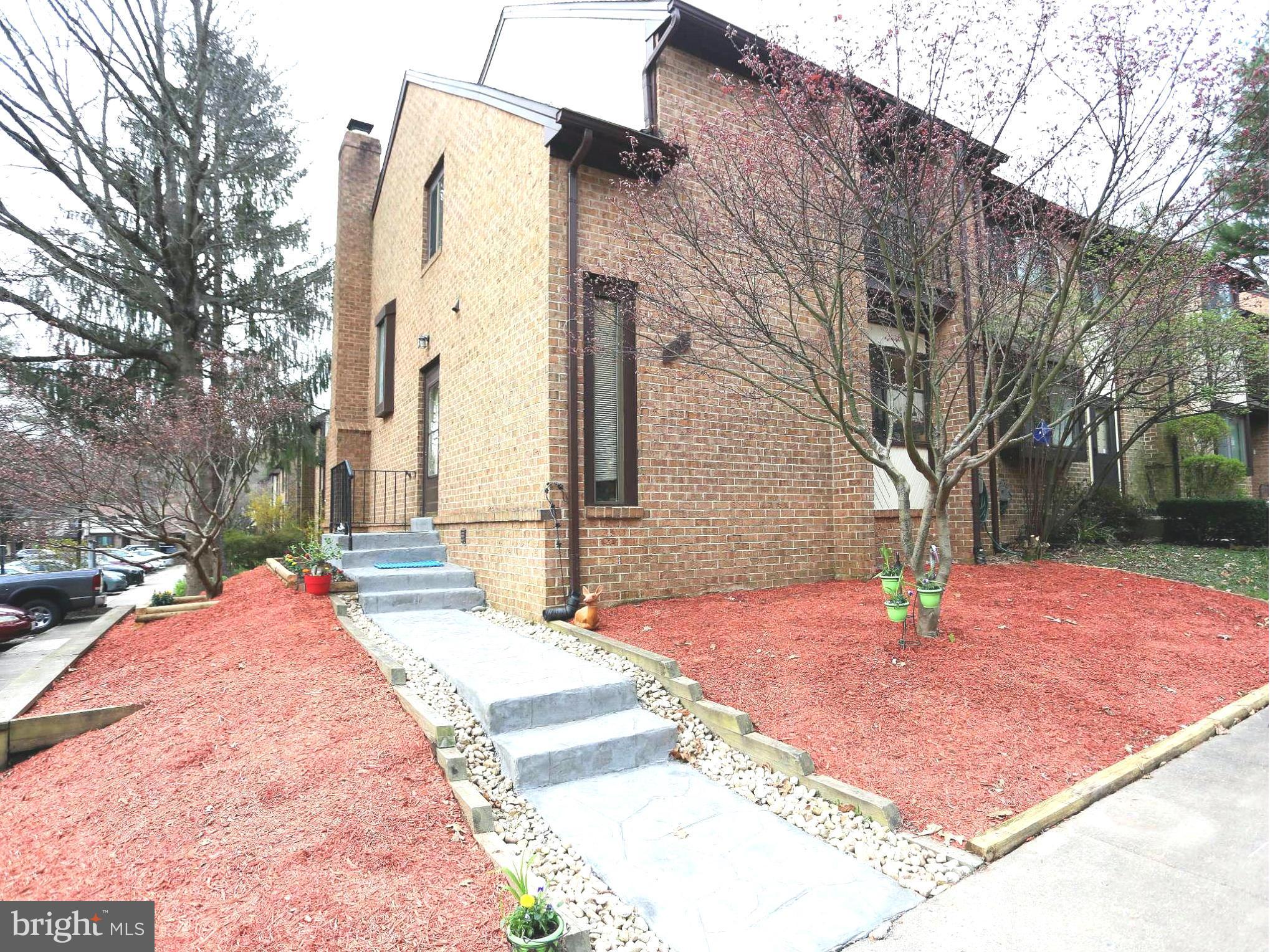 BURKE CENTRE - Residential