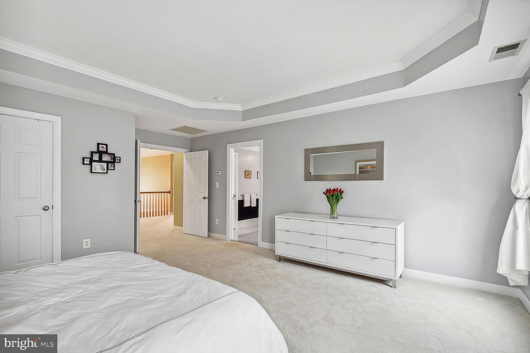 LAKELANDS - Residential