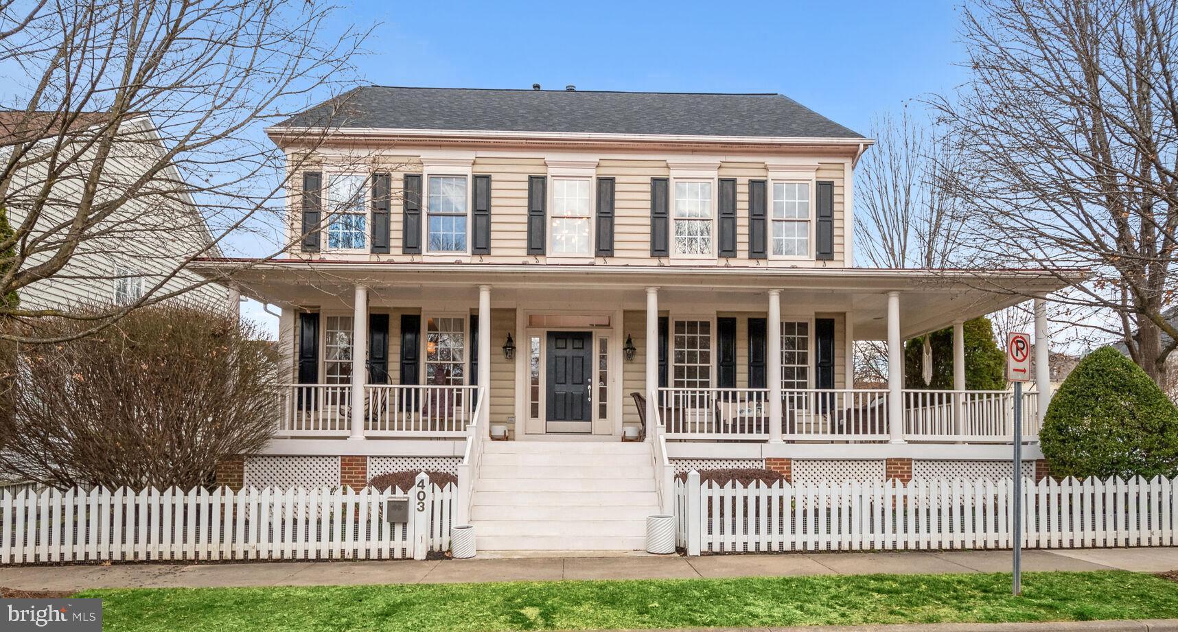 LAKELANDS - Residential