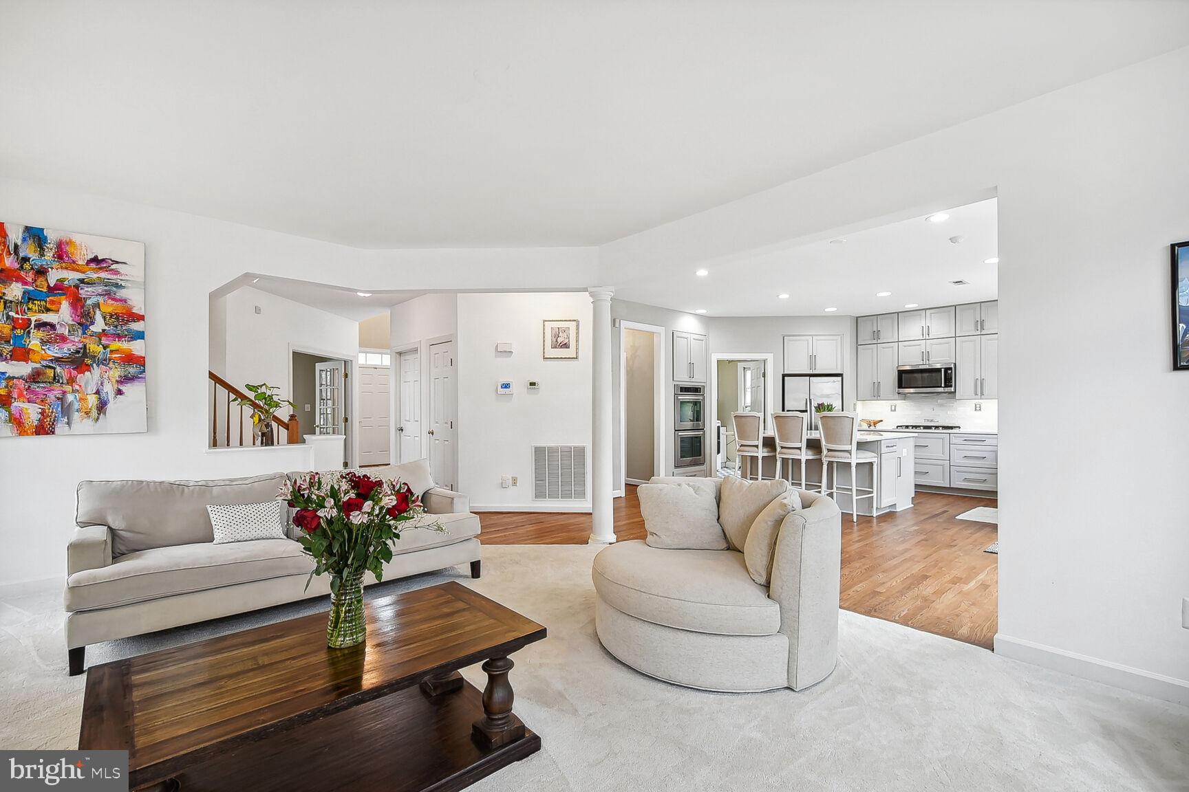 LAKELANDS - Residential