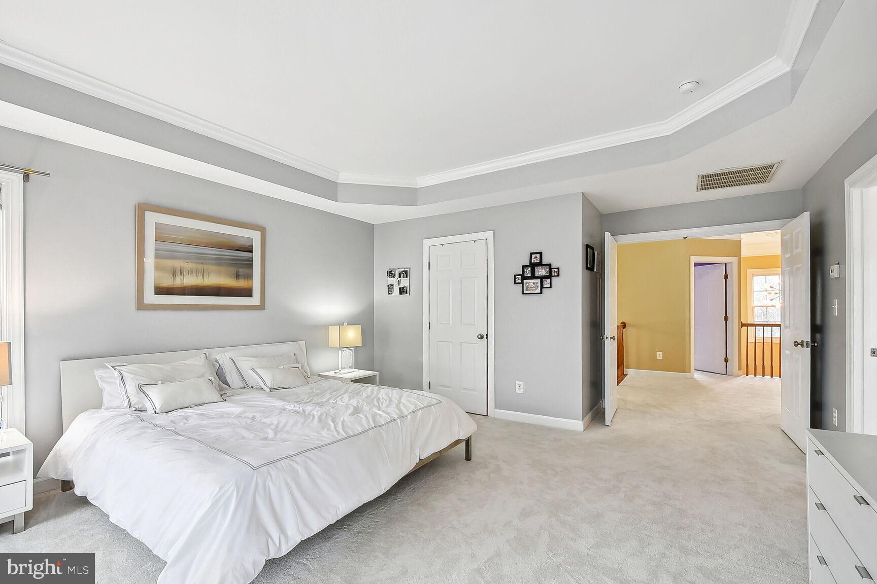 LAKELANDS - Residential