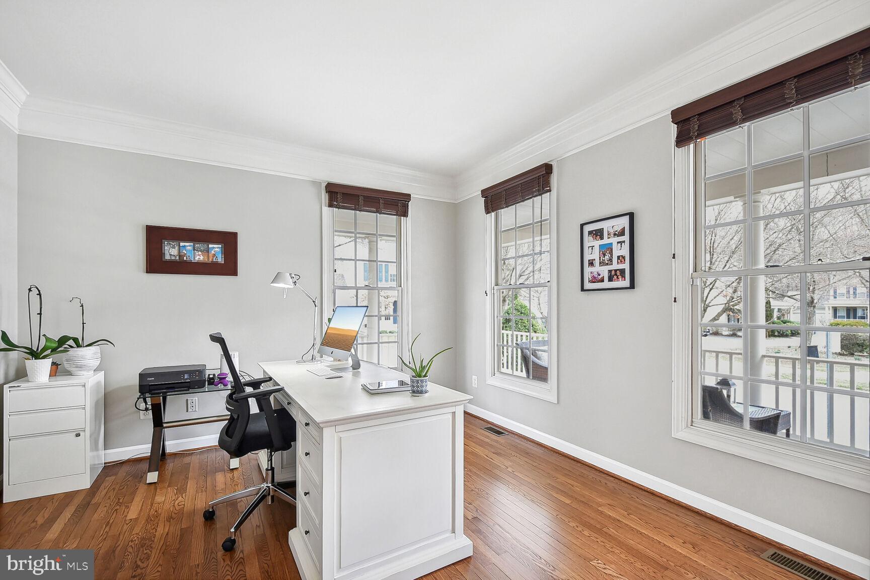 LAKELANDS - Residential