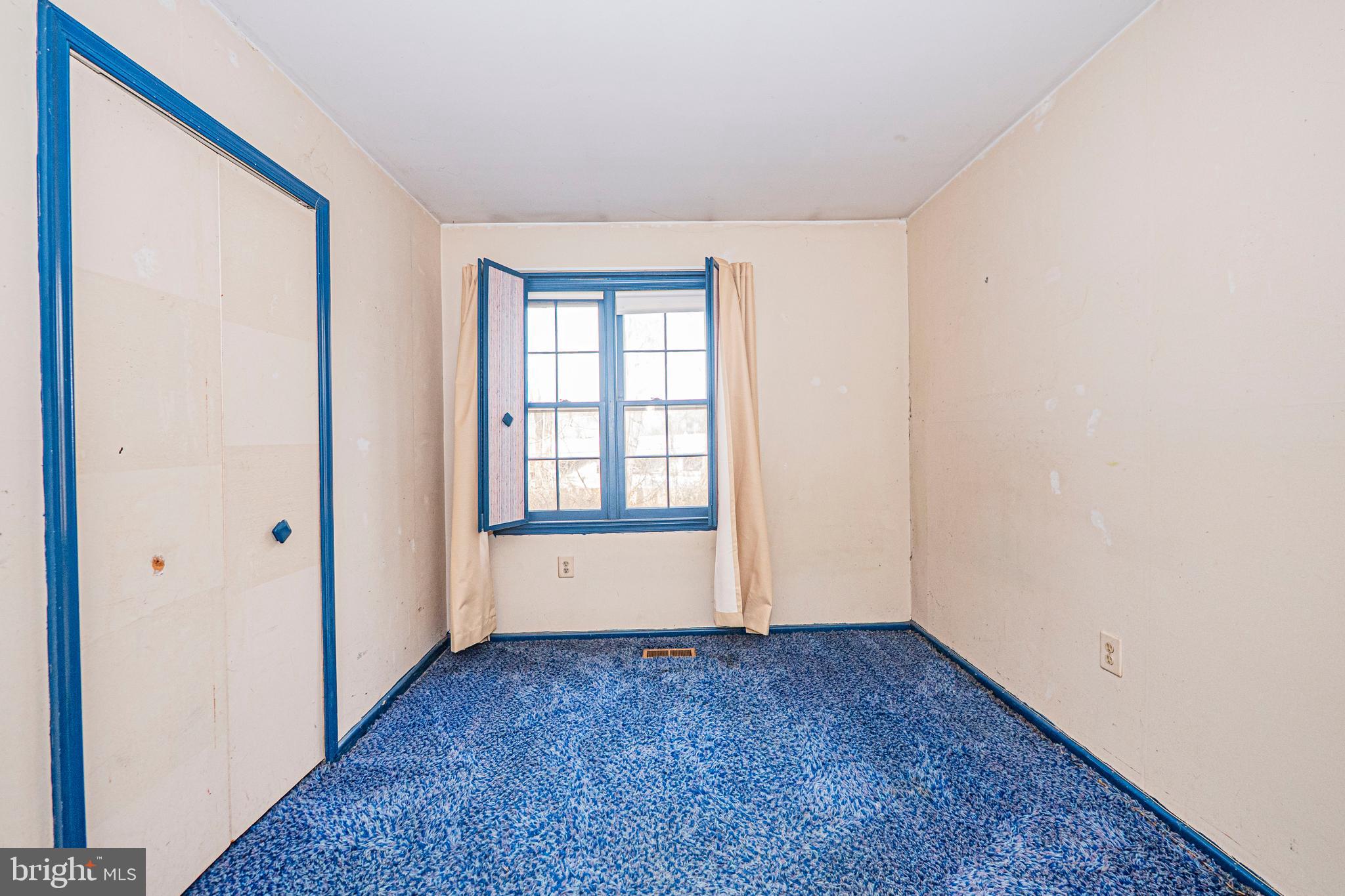 ROCKSHIRE TOWNHOMES - Residential