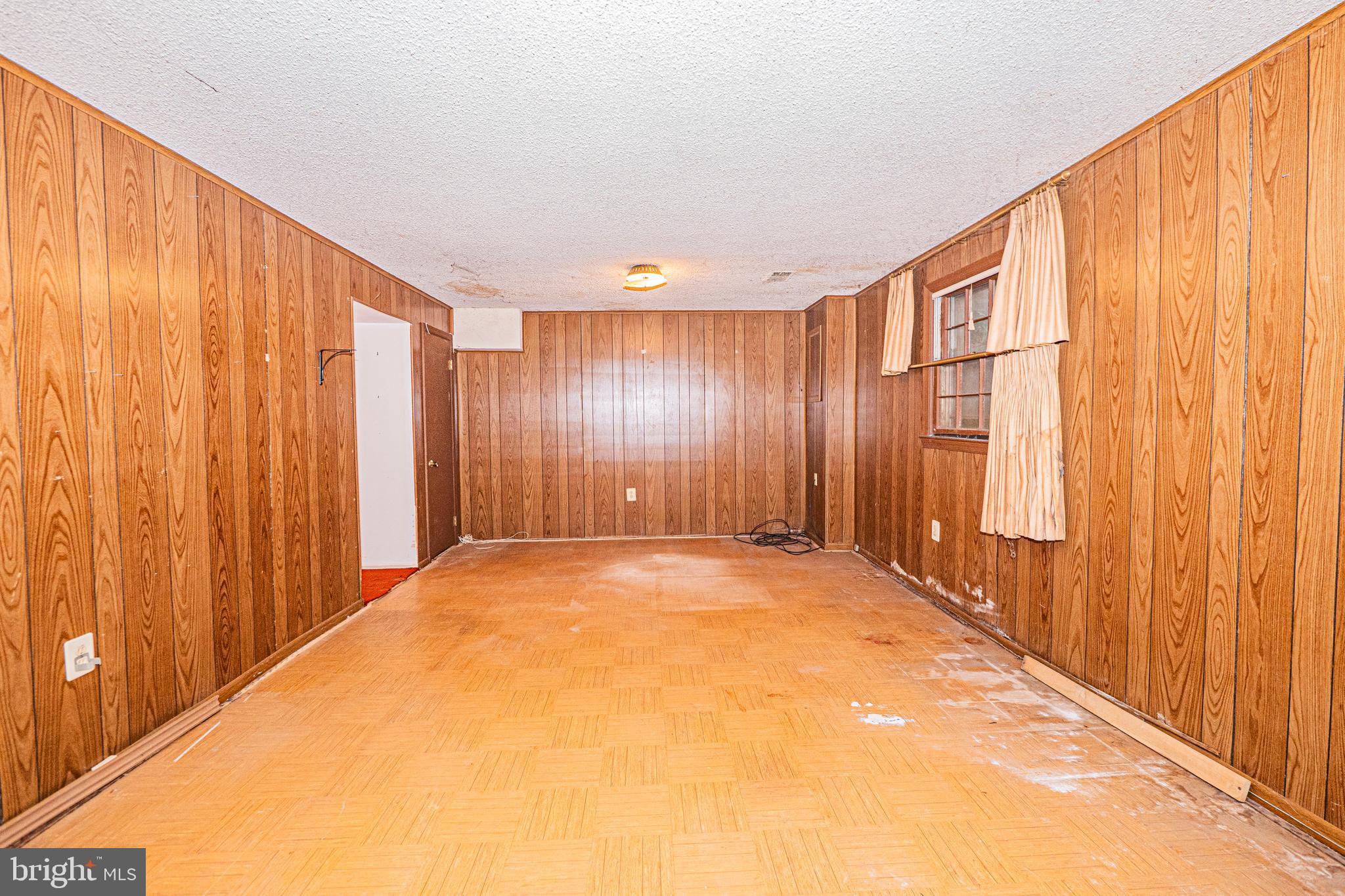 ROCKSHIRE TOWNHOMES - Residential