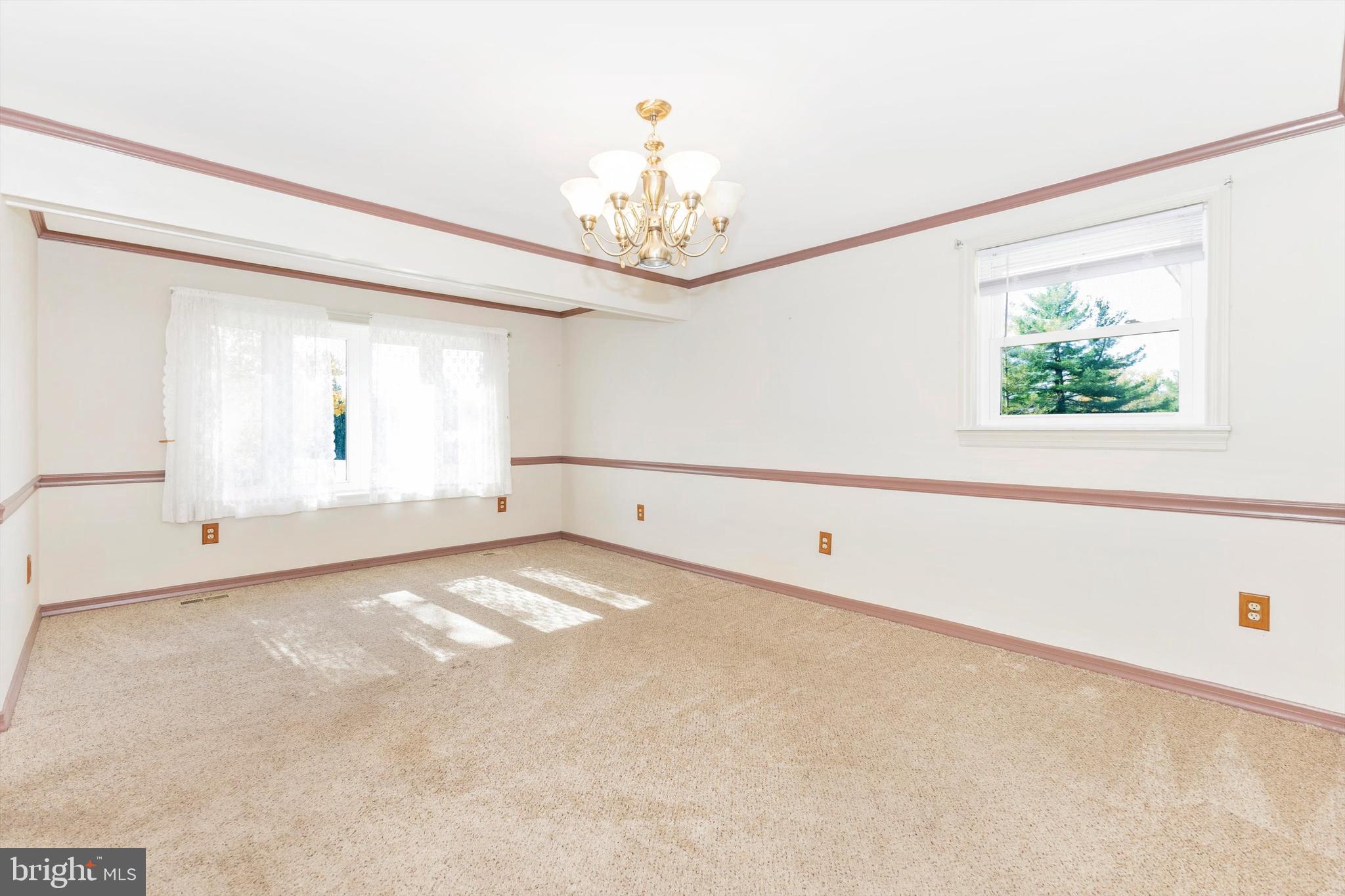 UTICA MILLS FARMETTES - Residential