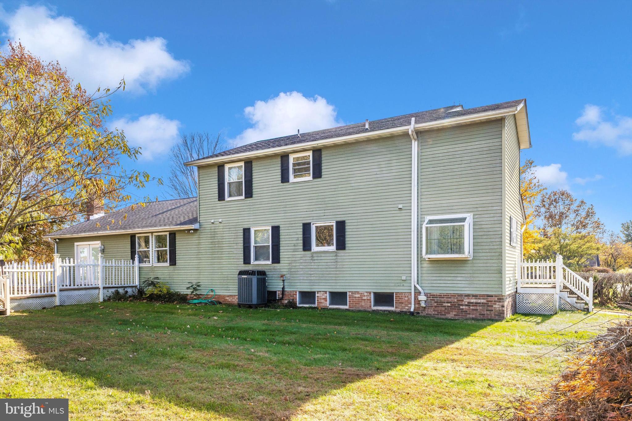 UTICA MILLS FARMETTES - Residential