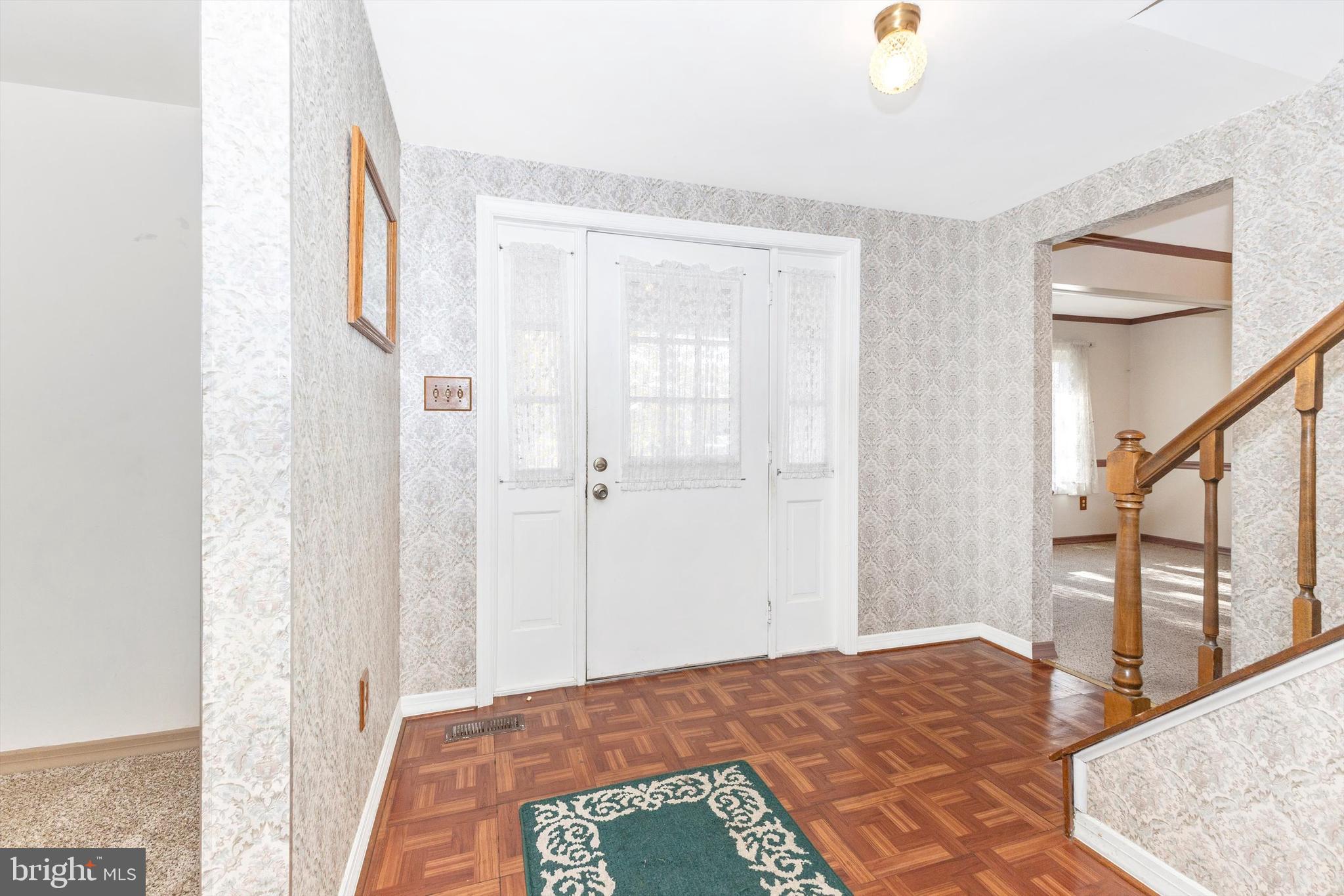 UTICA MILLS FARMETTES - Residential